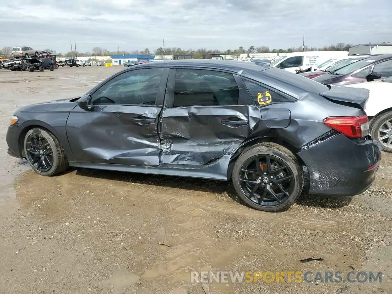 2 fotografías del automóvil dañado 2HGFE2F59RH586279 HONDA CIVIC 2024