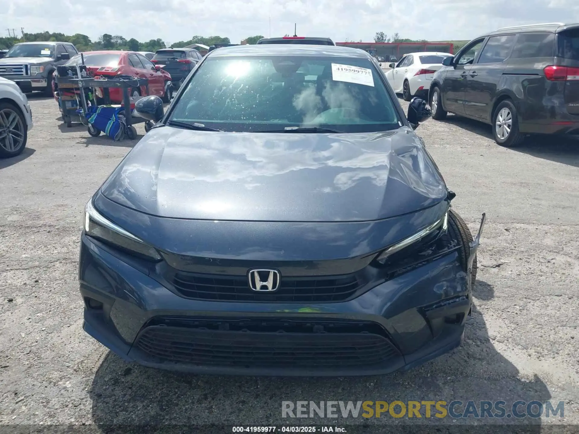 12 fotografías del automóvil dañado 2HGFE2F59RH594821 HONDA CIVIC 2024