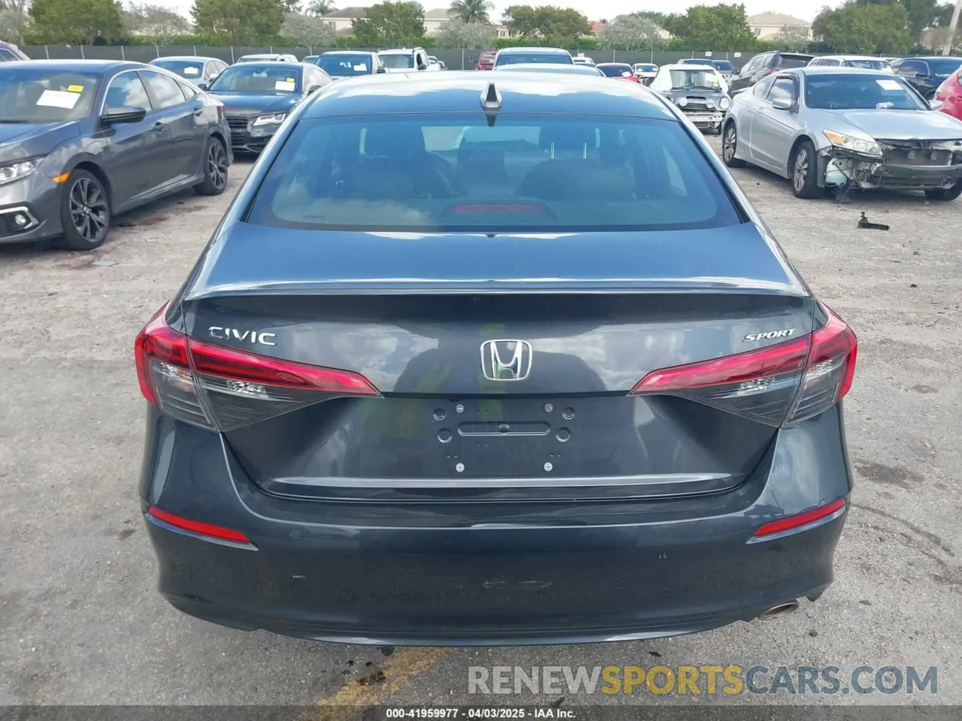 16 fotografías del automóvil dañado 2HGFE2F59RH594821 HONDA CIVIC 2024