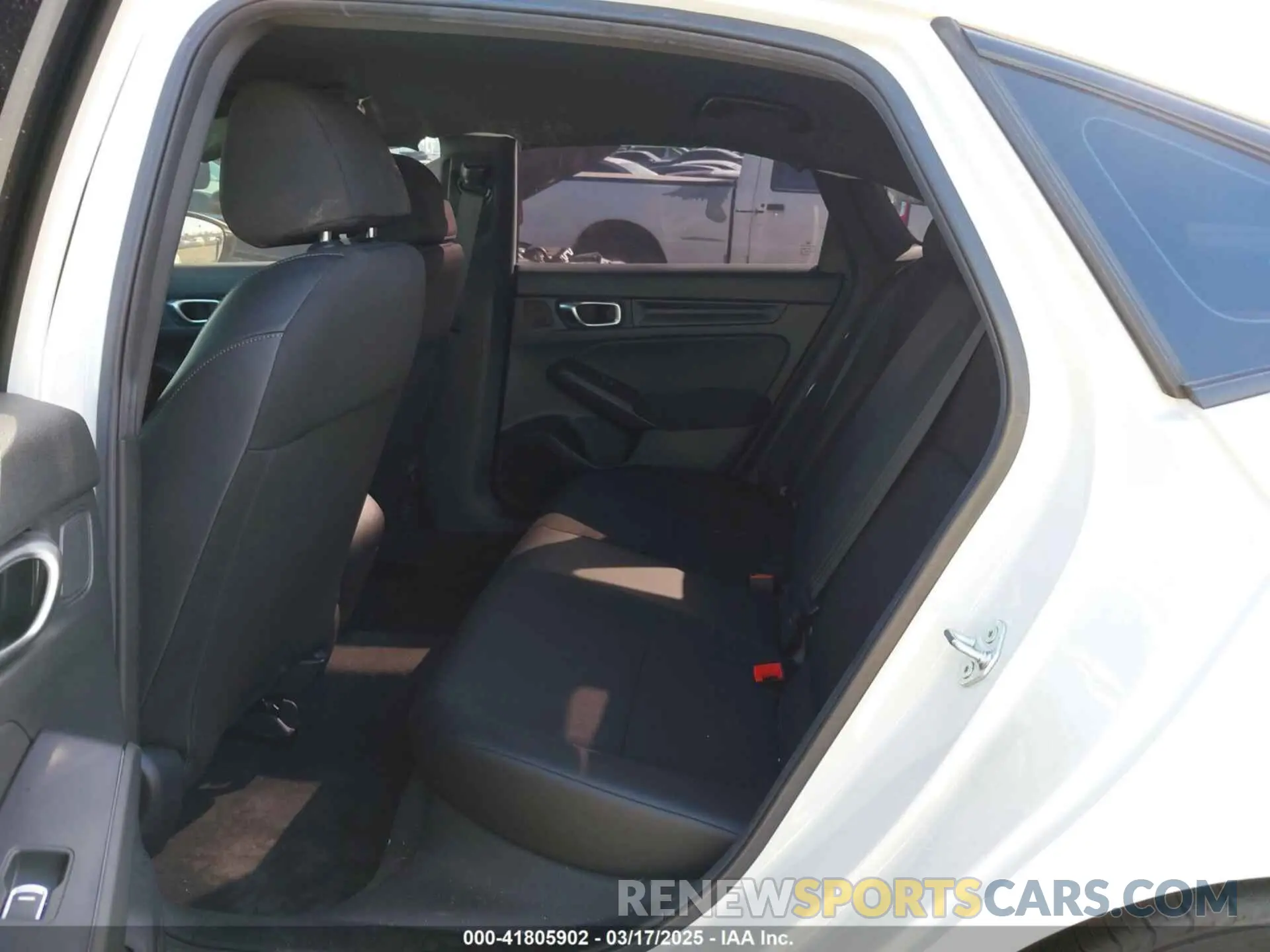 8 fotografías del automóvil dañado 2HGFE2F5XRH523658 HONDA CIVIC 2024