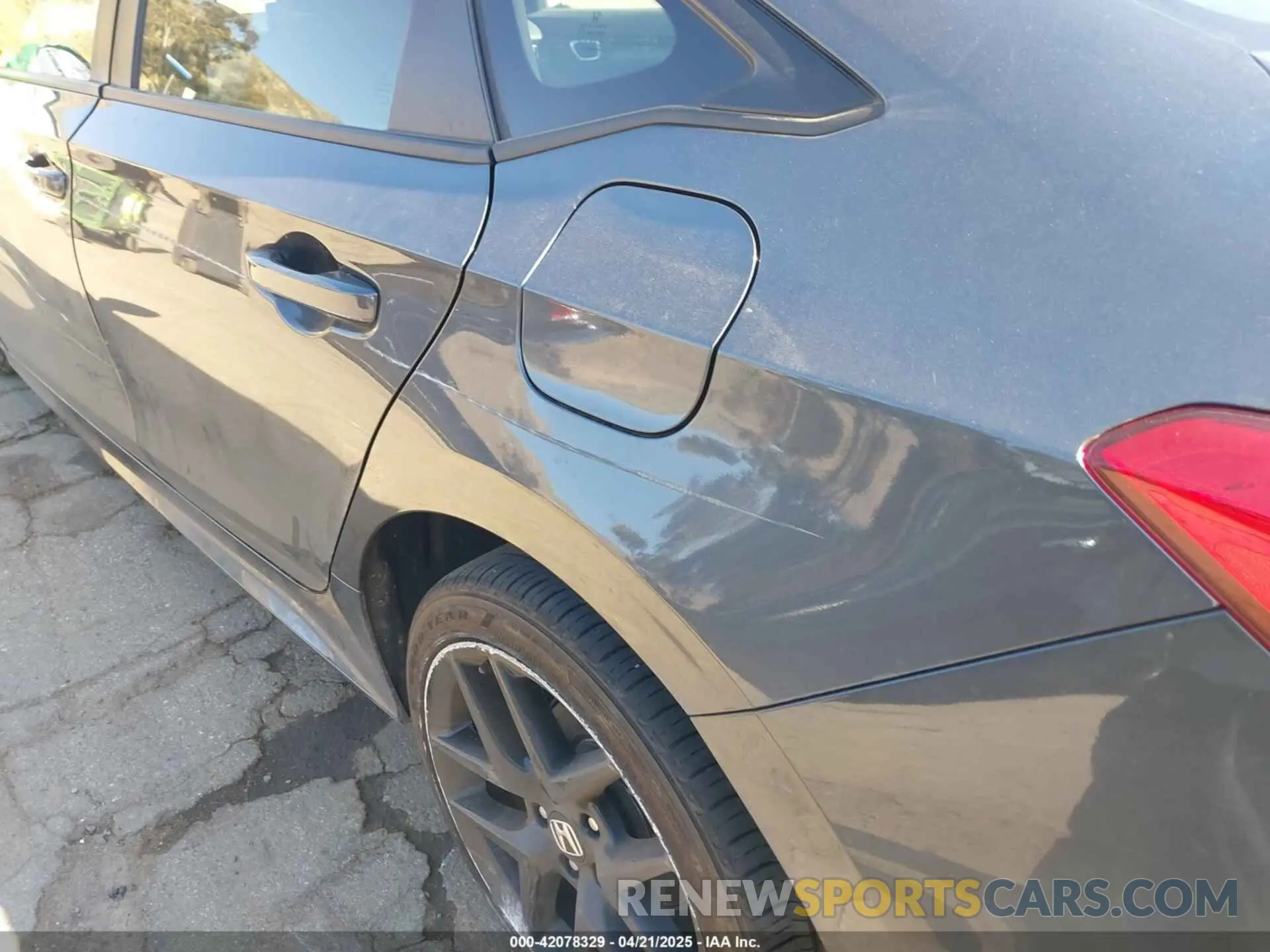 18 fotografías del automóvil dañado 2HGFE2F5XRH590096 HONDA CIVIC 2024