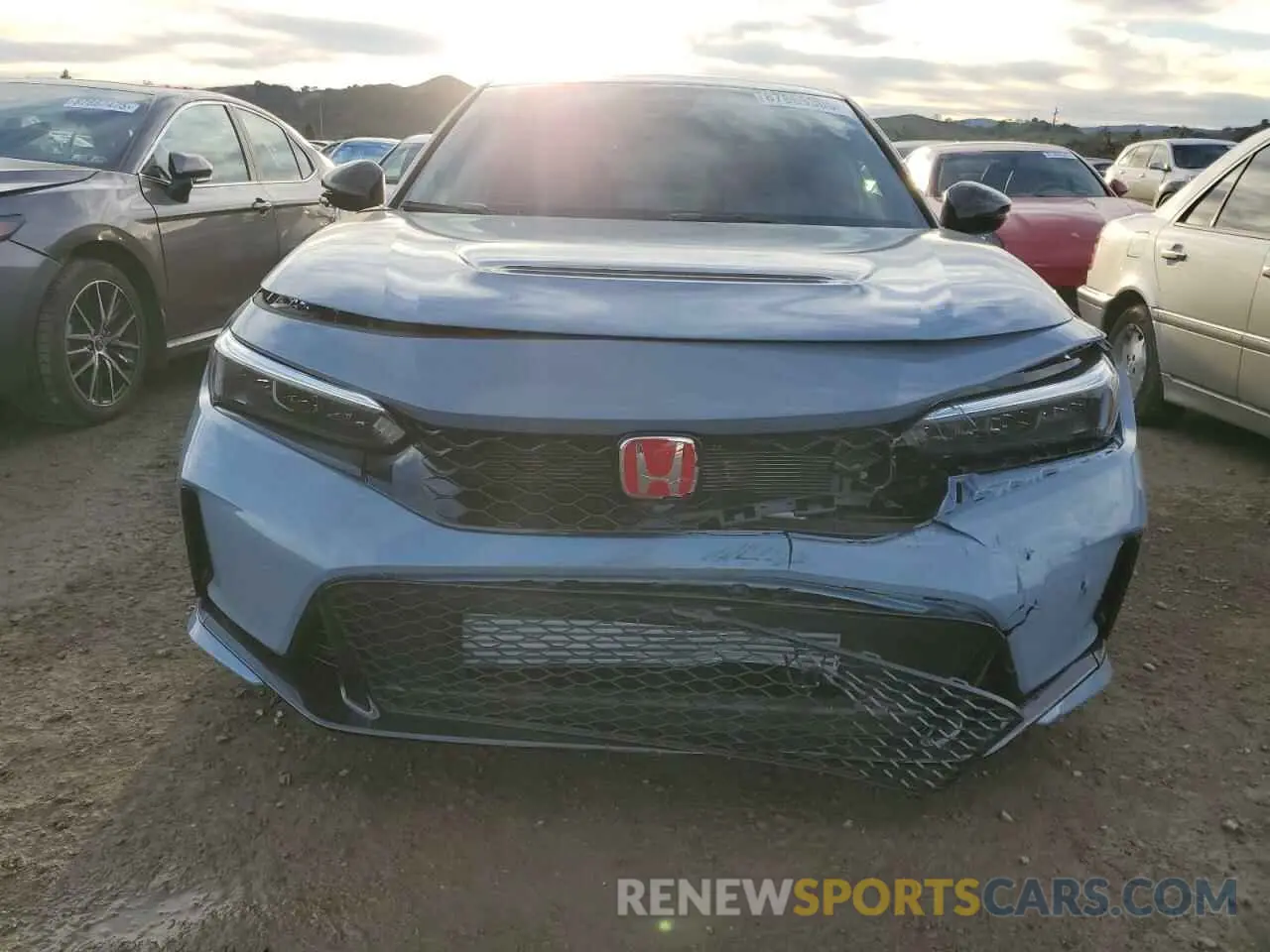 5 fotografías del automóvil dañado JHMFL5G4XRX005040 HONDA CIVIC 2024