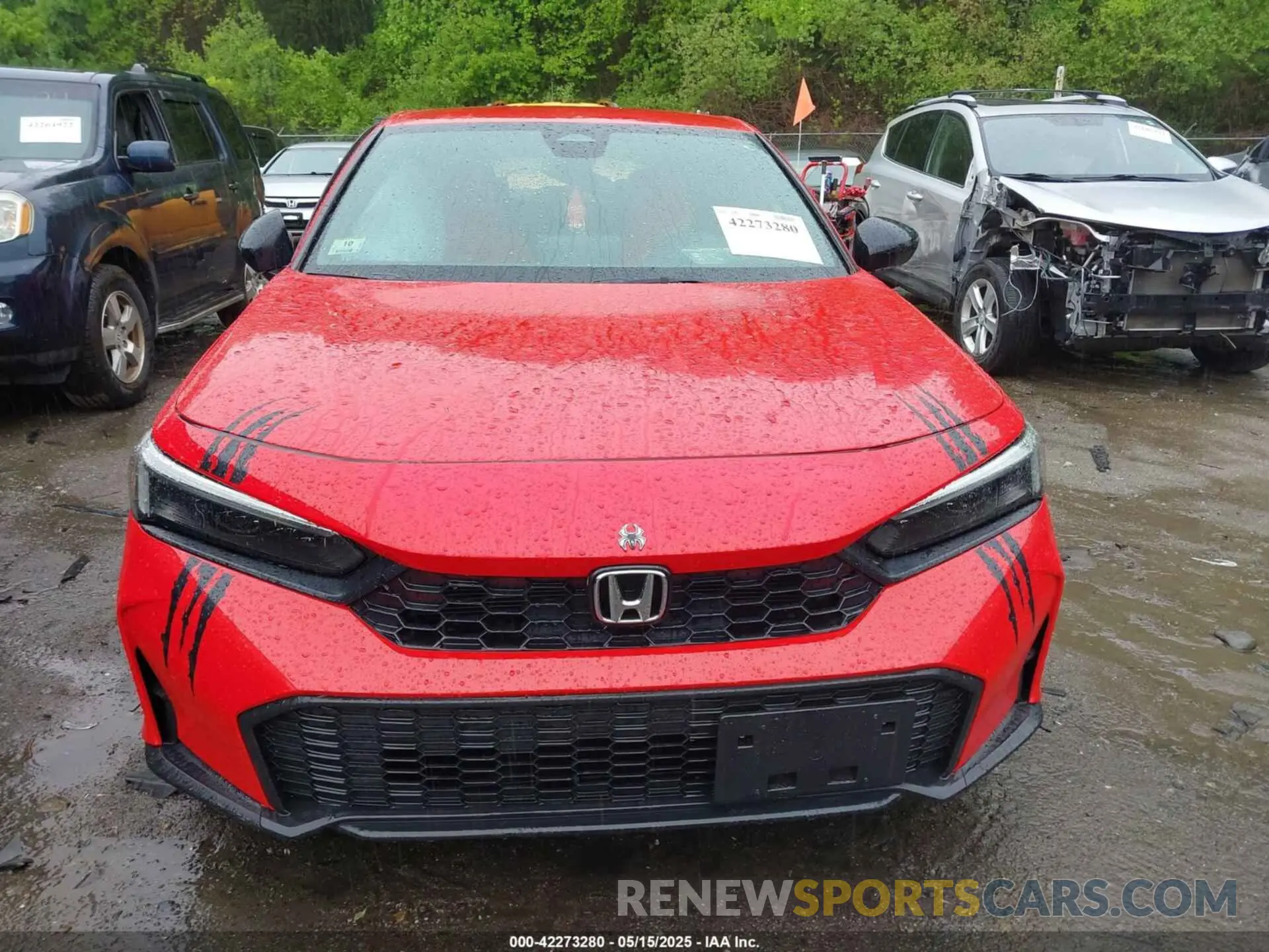 12 fotografías del automóvil dañado 19XFL2H82SE001698 HONDA CIVIC 2025