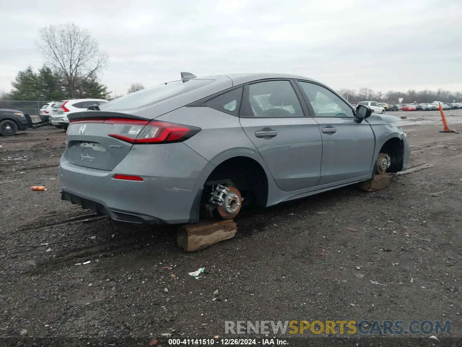 4 fotografías del automóvil dañado 19XFL2H83SE002715 HONDA CIVIC 2025