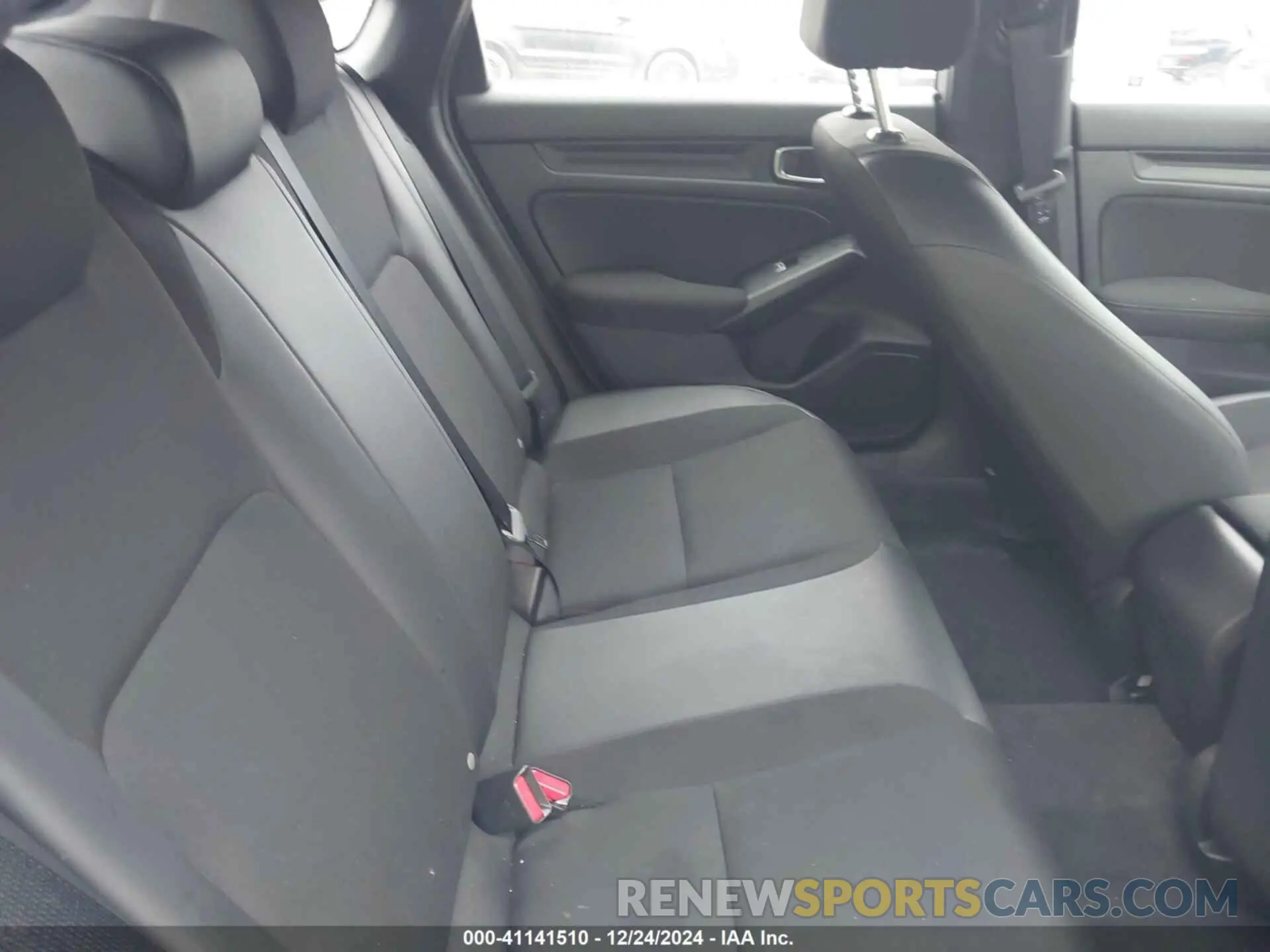 8 fotografías del automóvil dañado 19XFL2H83SE002715 HONDA CIVIC 2025