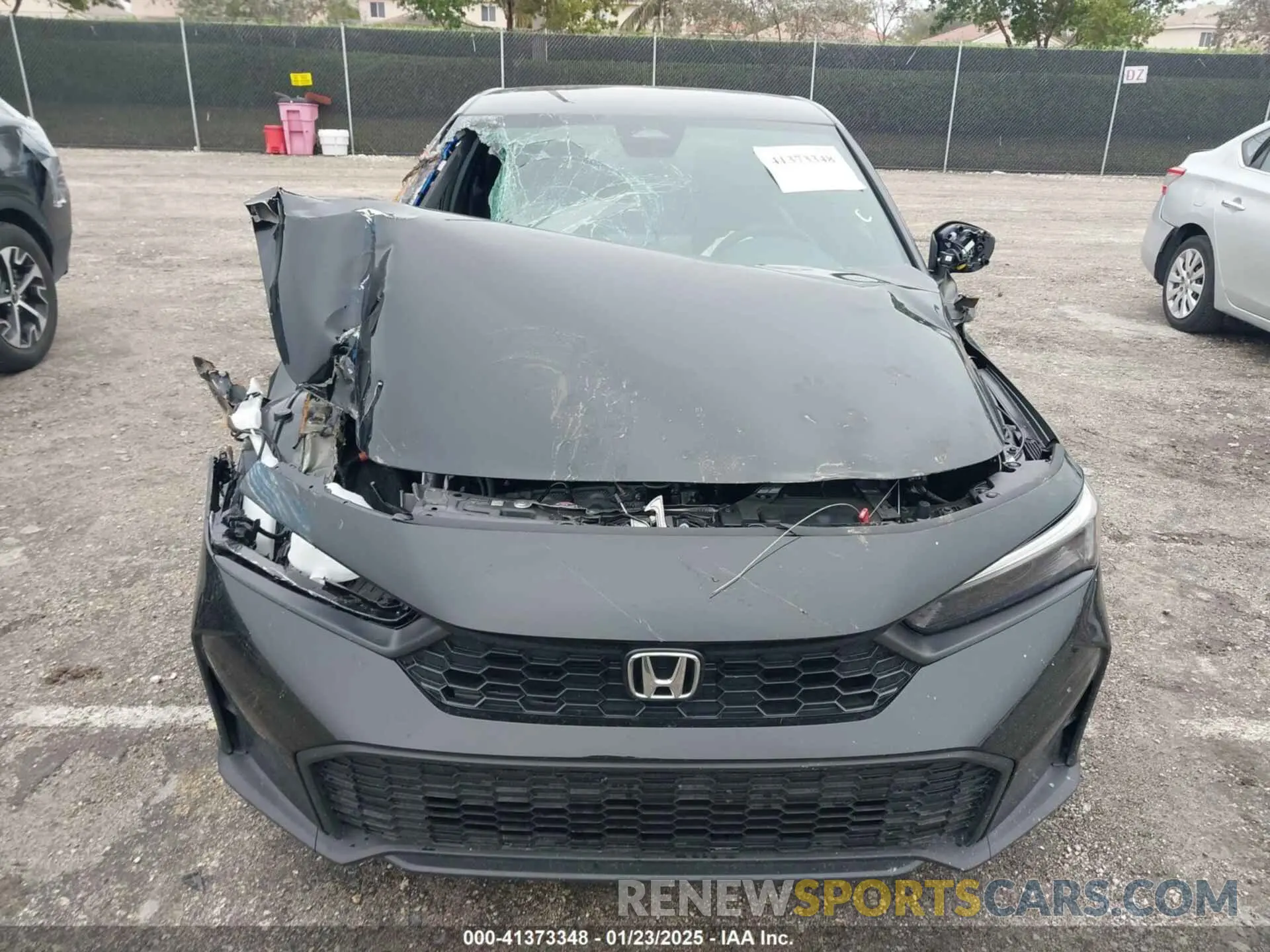 12 fotografías del automóvil dañado 19XFL2H83SE007509 HONDA CIVIC 2025