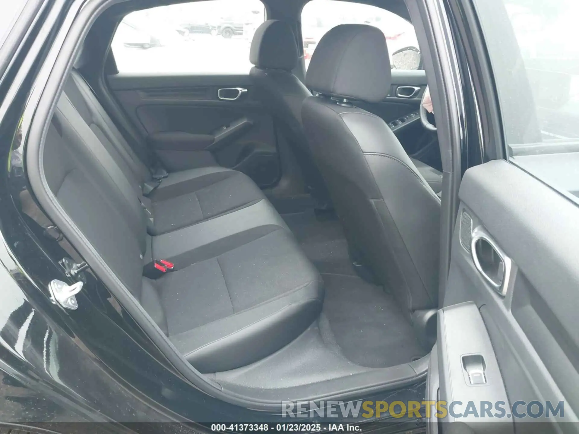 8 fotografías del automóvil dañado 19XFL2H83SE007509 HONDA CIVIC 2025
