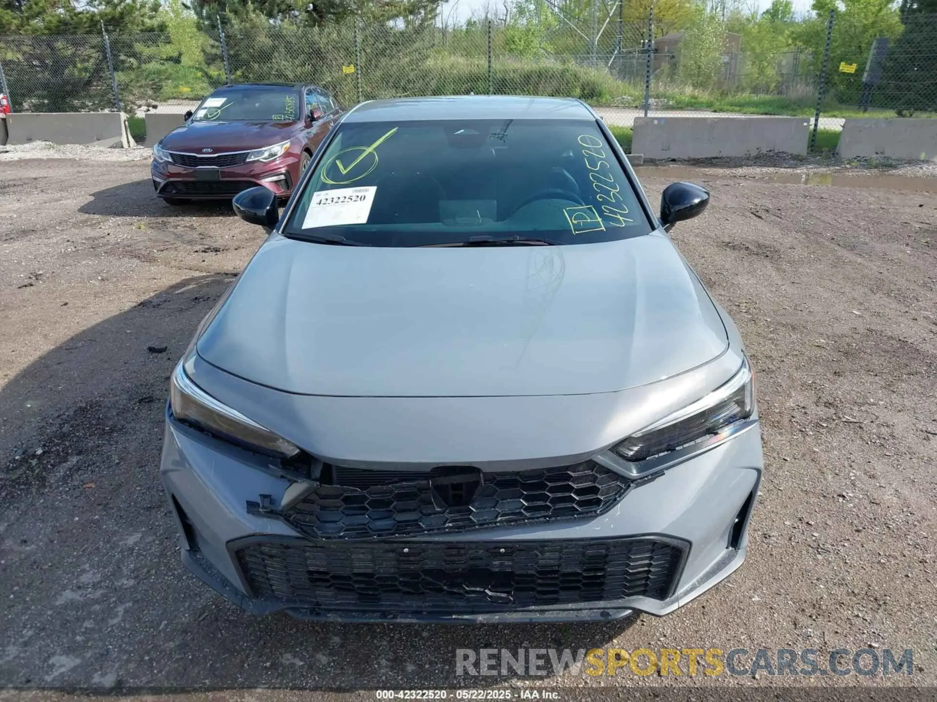 12 fotografías del automóvil dañado 19XFL2H83SE012631 HONDA CIVIC 2025