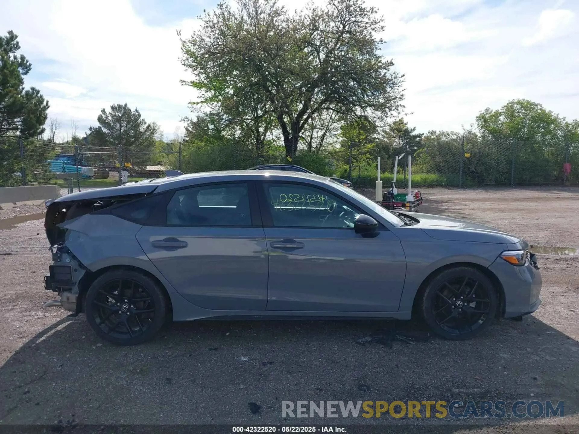 13 fotografías del automóvil dañado 19XFL2H83SE012631 HONDA CIVIC 2025