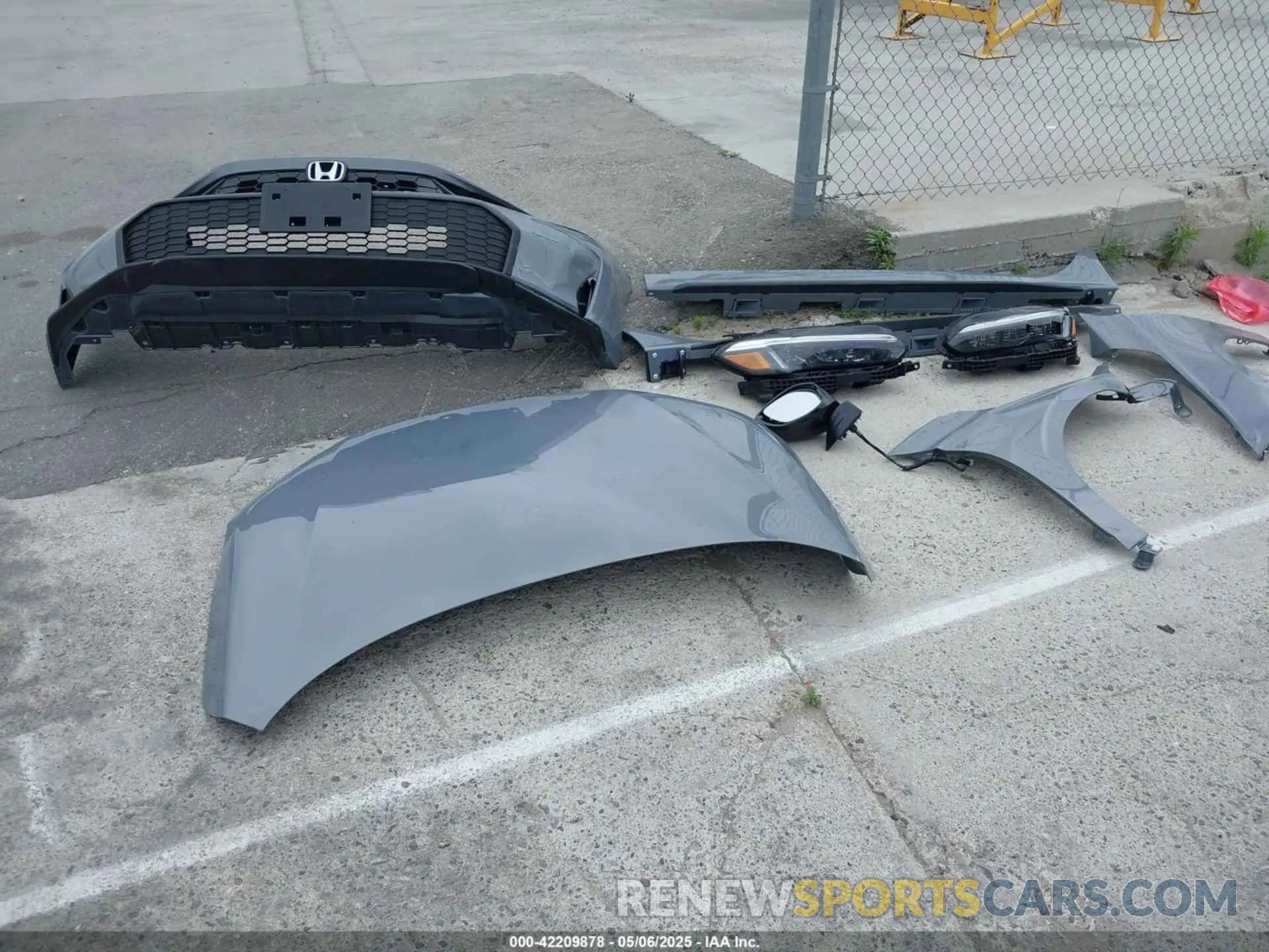 12 fotografías del automóvil dañado 19XFL2H83SE015318 HONDA CIVIC 2025