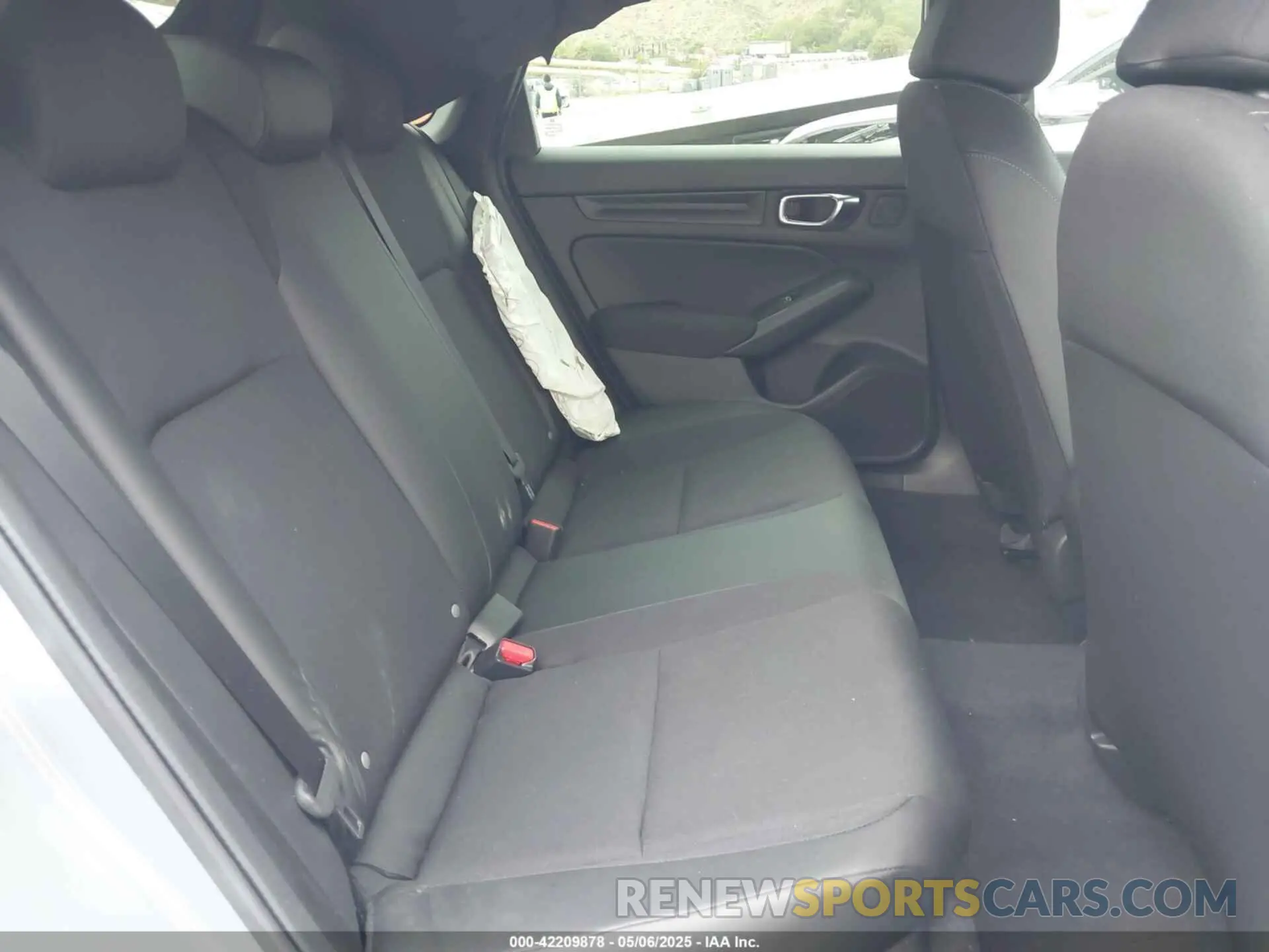 8 fotografías del automóvil dañado 19XFL2H83SE015318 HONDA CIVIC 2025