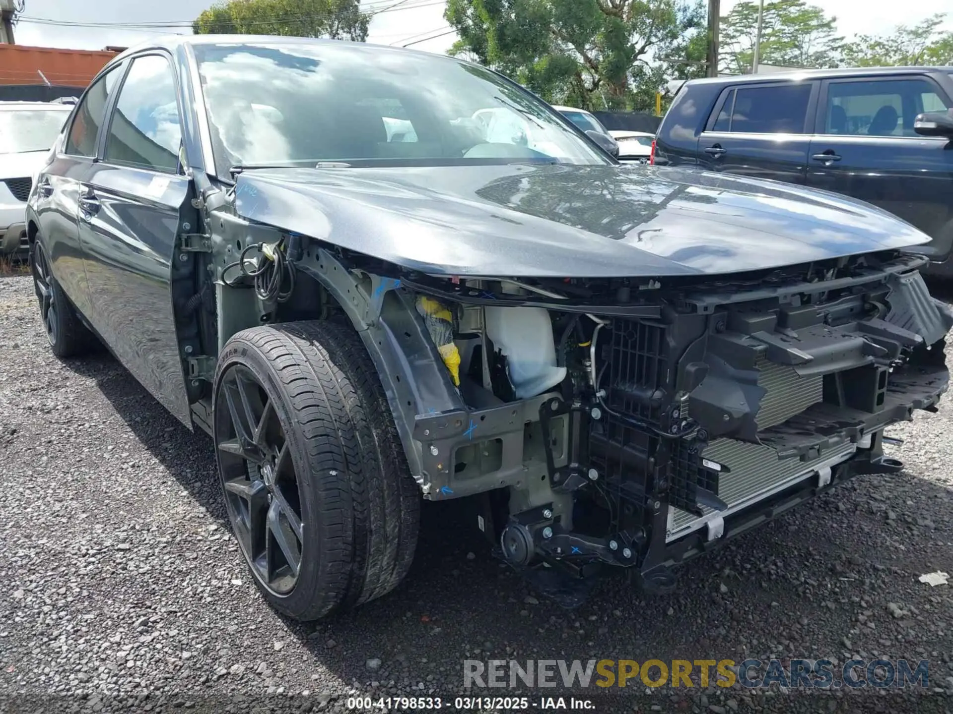 6 fotografías del automóvil dañado 19XFL2H84SE004571 HONDA CIVIC 2025