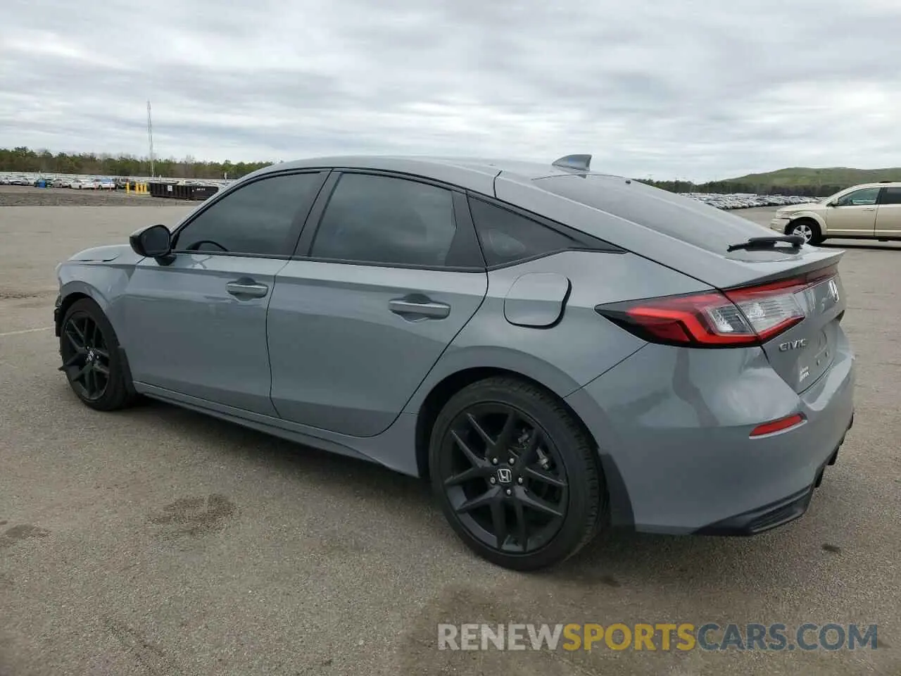 2 fotografías del automóvil dañado 19XFL2H87SE002720 HONDA CIVIC 2025