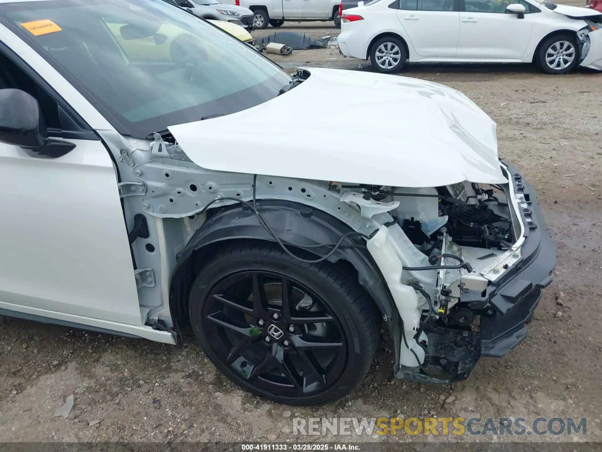 21 fotografías del automóvil dañado 19XFL2H88SE006758 HONDA CIVIC 2025