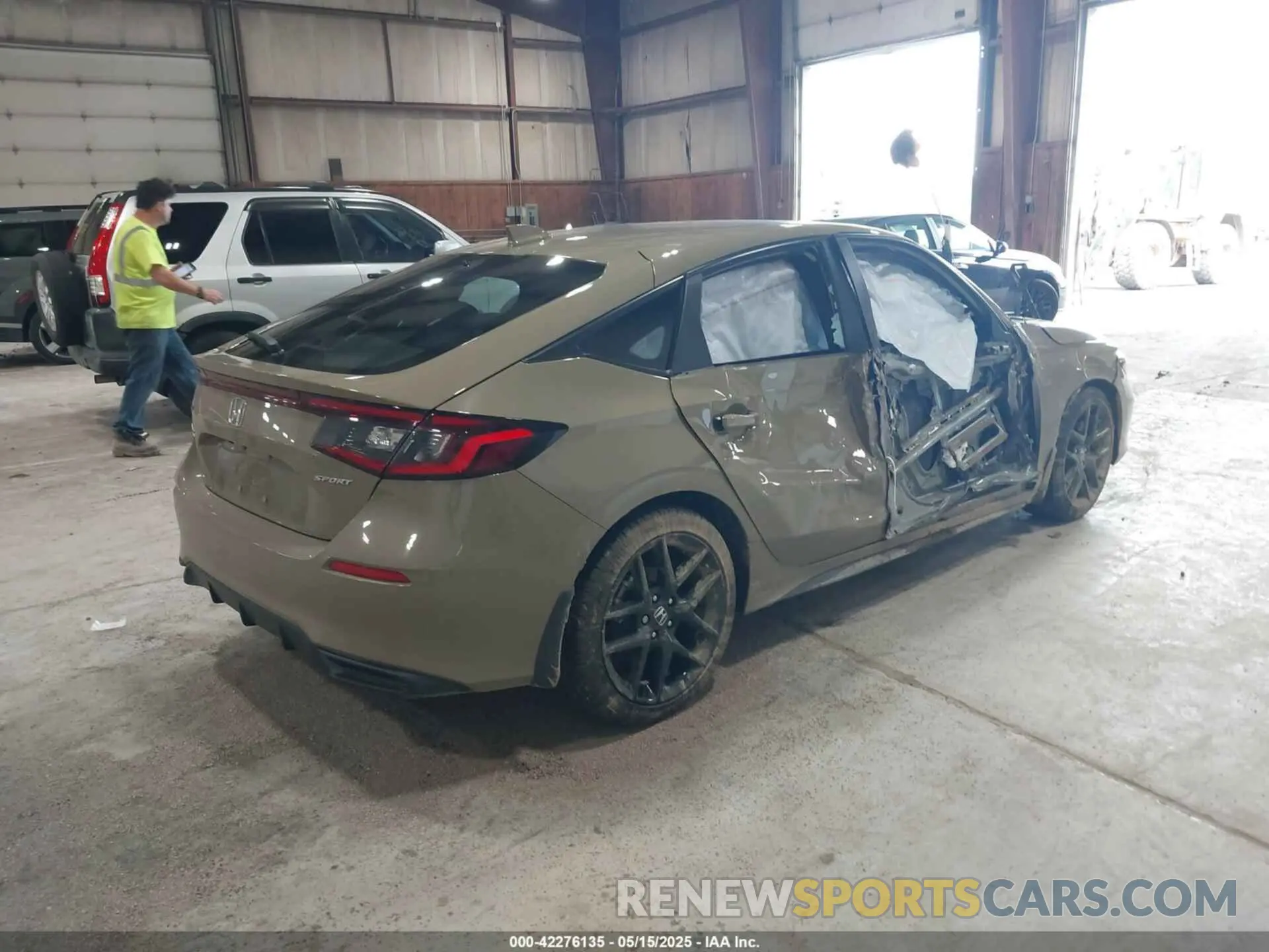4 fotografías del automóvil dañado 19XFL2H88SE013967 HONDA CIVIC 2025