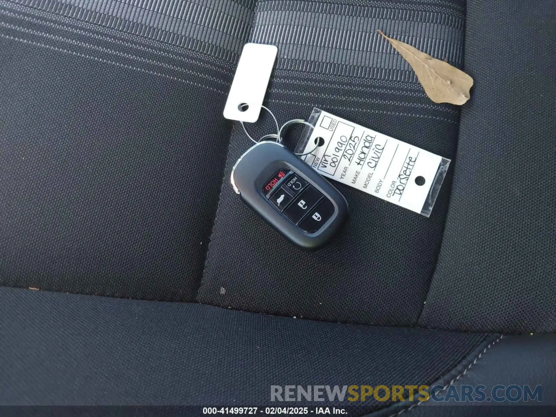 11 fotografías del automóvil dañado 19XFL2H89SE001990 HONDA CIVIC 2025