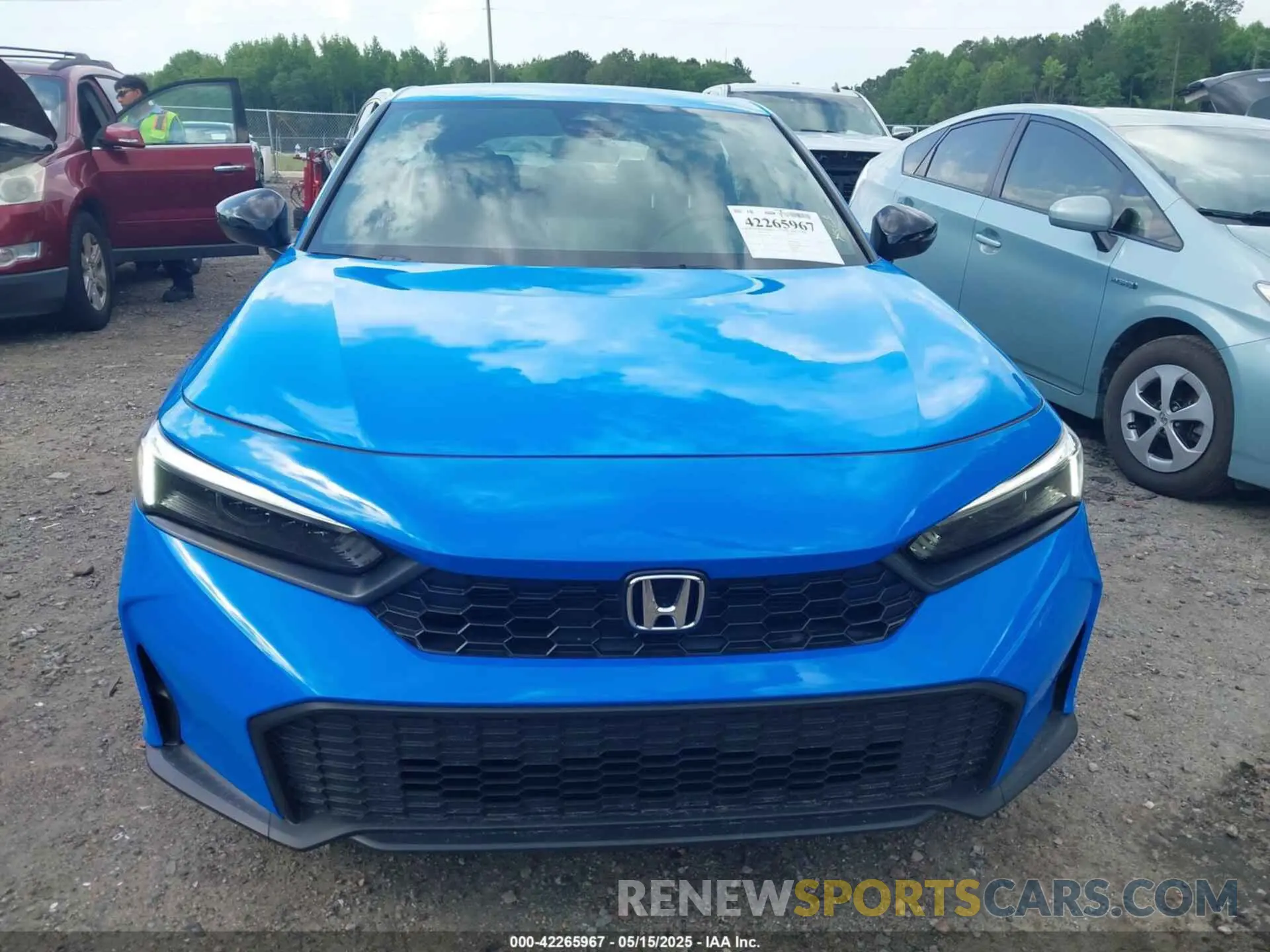 12 fotografías del automóvil dañado 19XFL2H8XSE002145 HONDA CIVIC 2025
