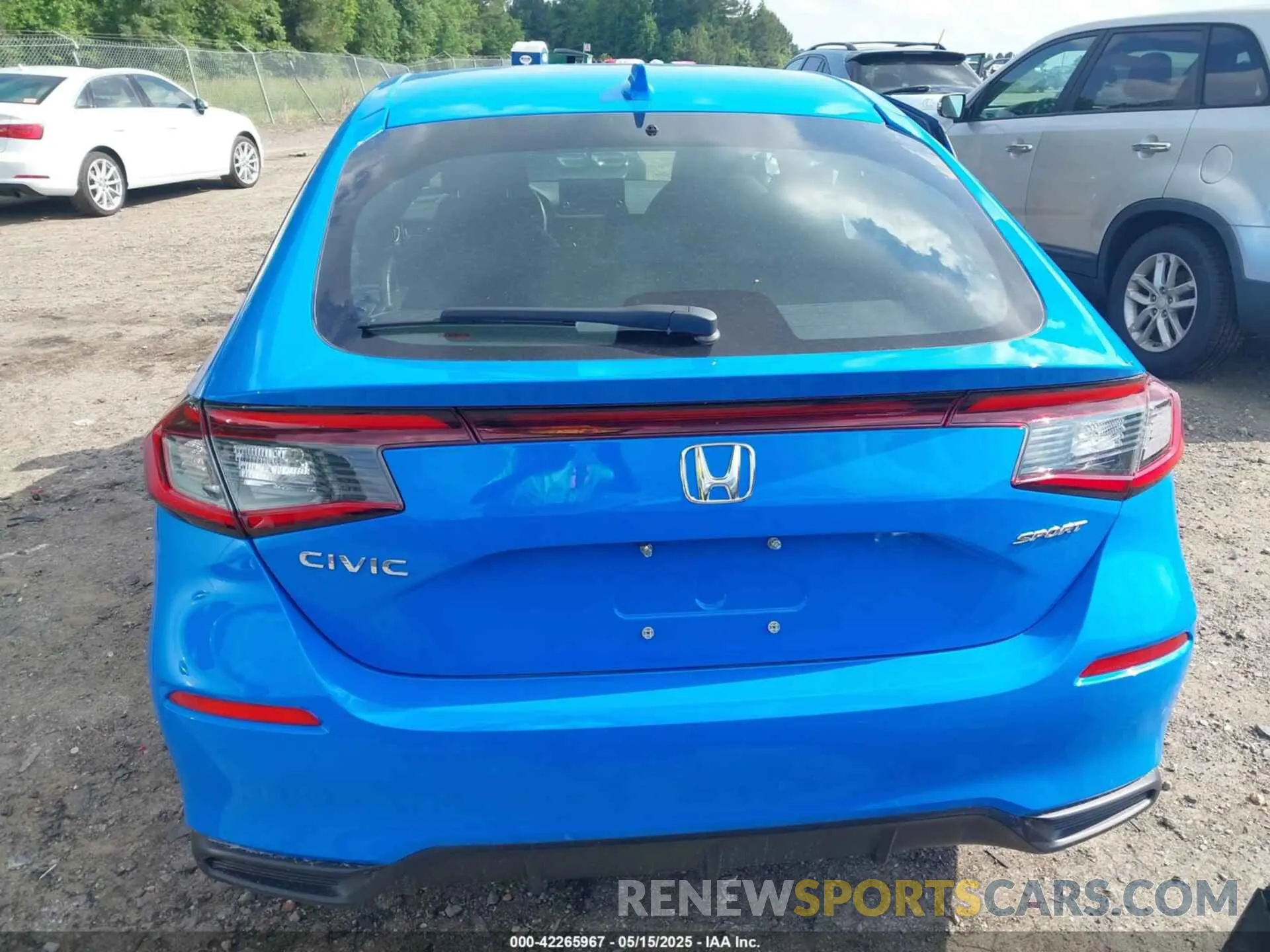 16 fotografías del automóvil dañado 19XFL2H8XSE002145 HONDA CIVIC 2025