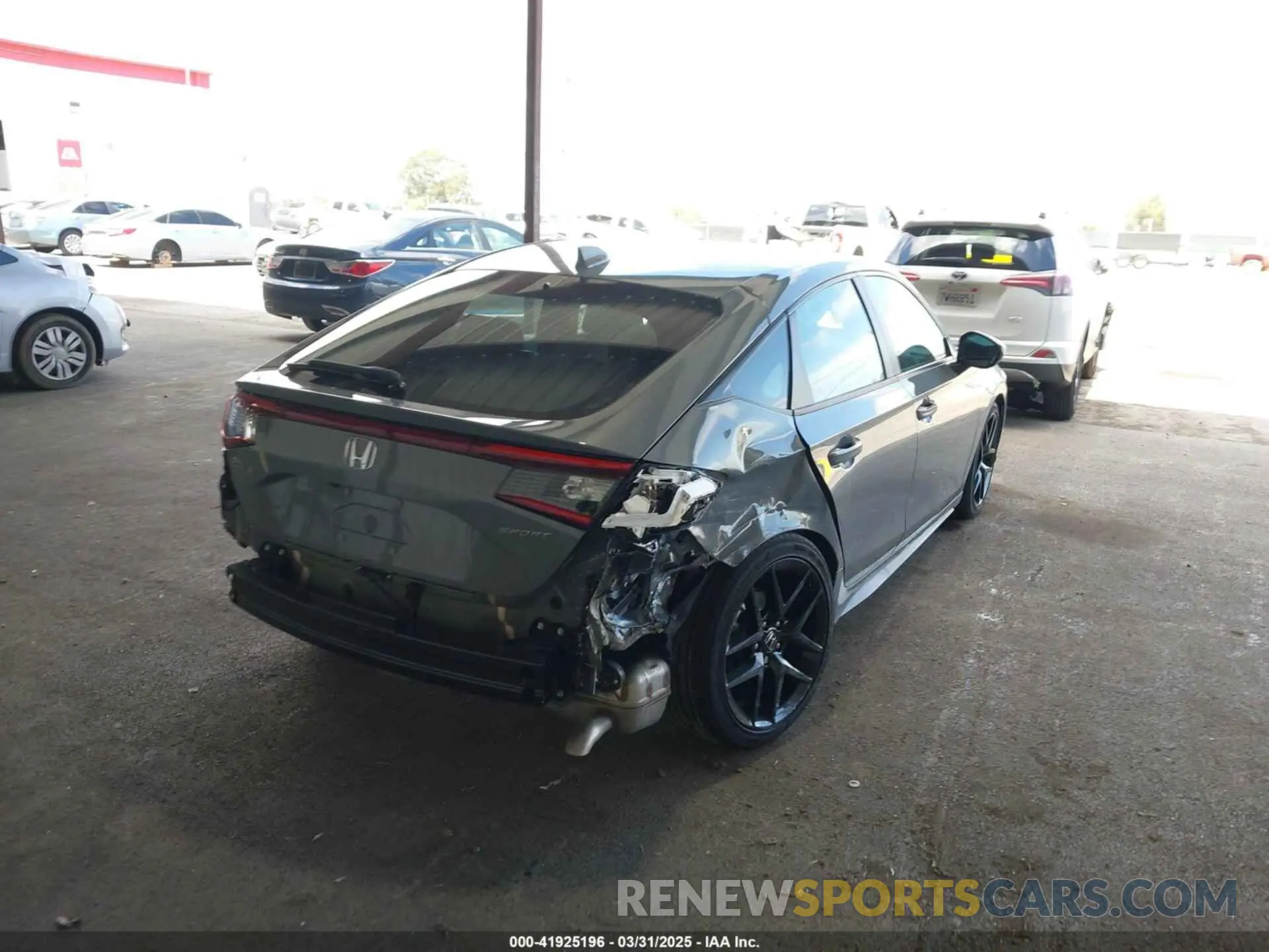 4 fotografías del automóvil dañado 19XFL2H8XSE020323 HONDA CIVIC 2025