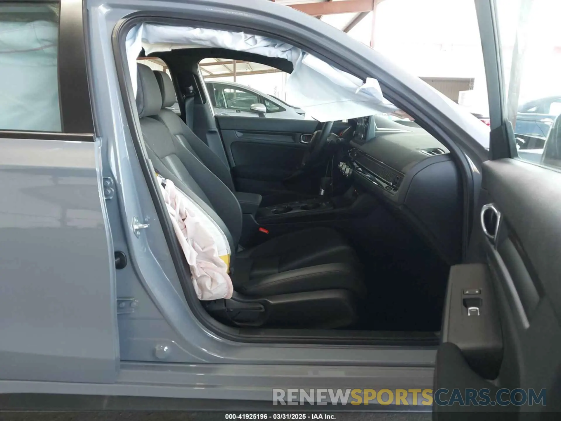 5 fotografías del automóvil dañado 19XFL2H8XSE020323 HONDA CIVIC 2025