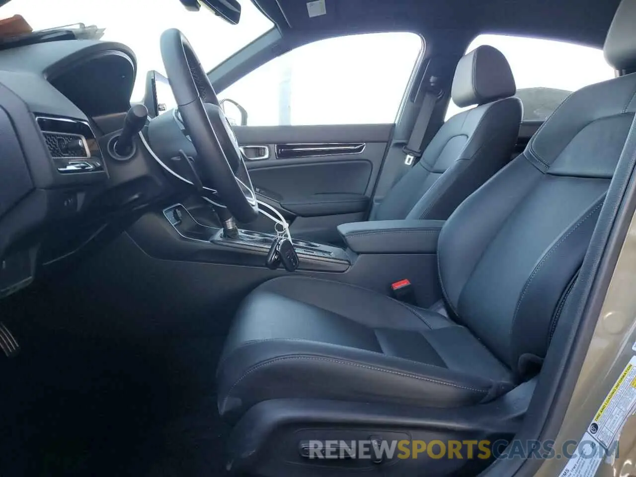 7 fotografías del automóvil dañado 19XFL4H94SE000153 HONDA CIVIC 2025