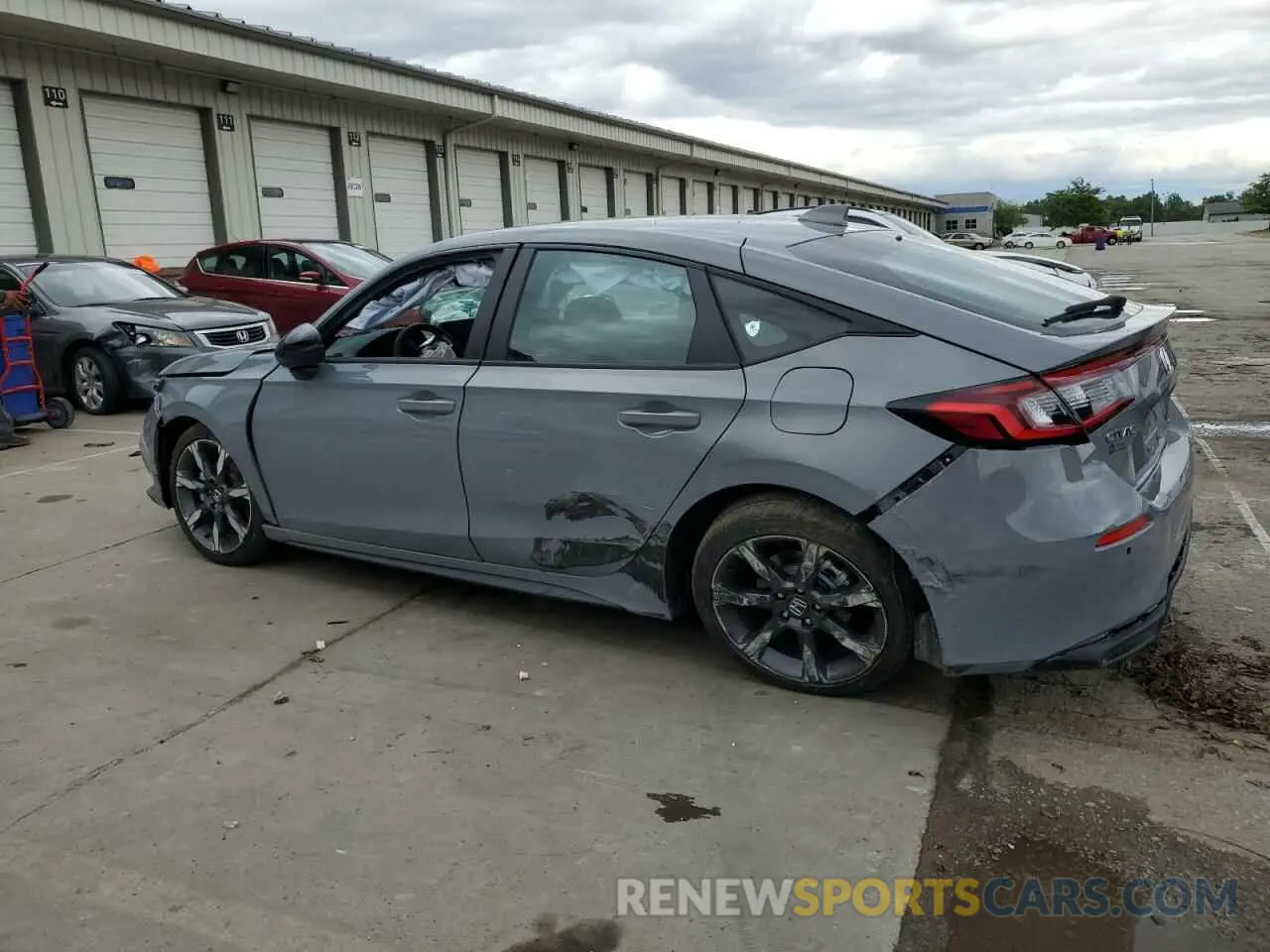 2 fotografías del automóvil dañado 19XFL4H95SE007631 HONDA CIVIC 2025