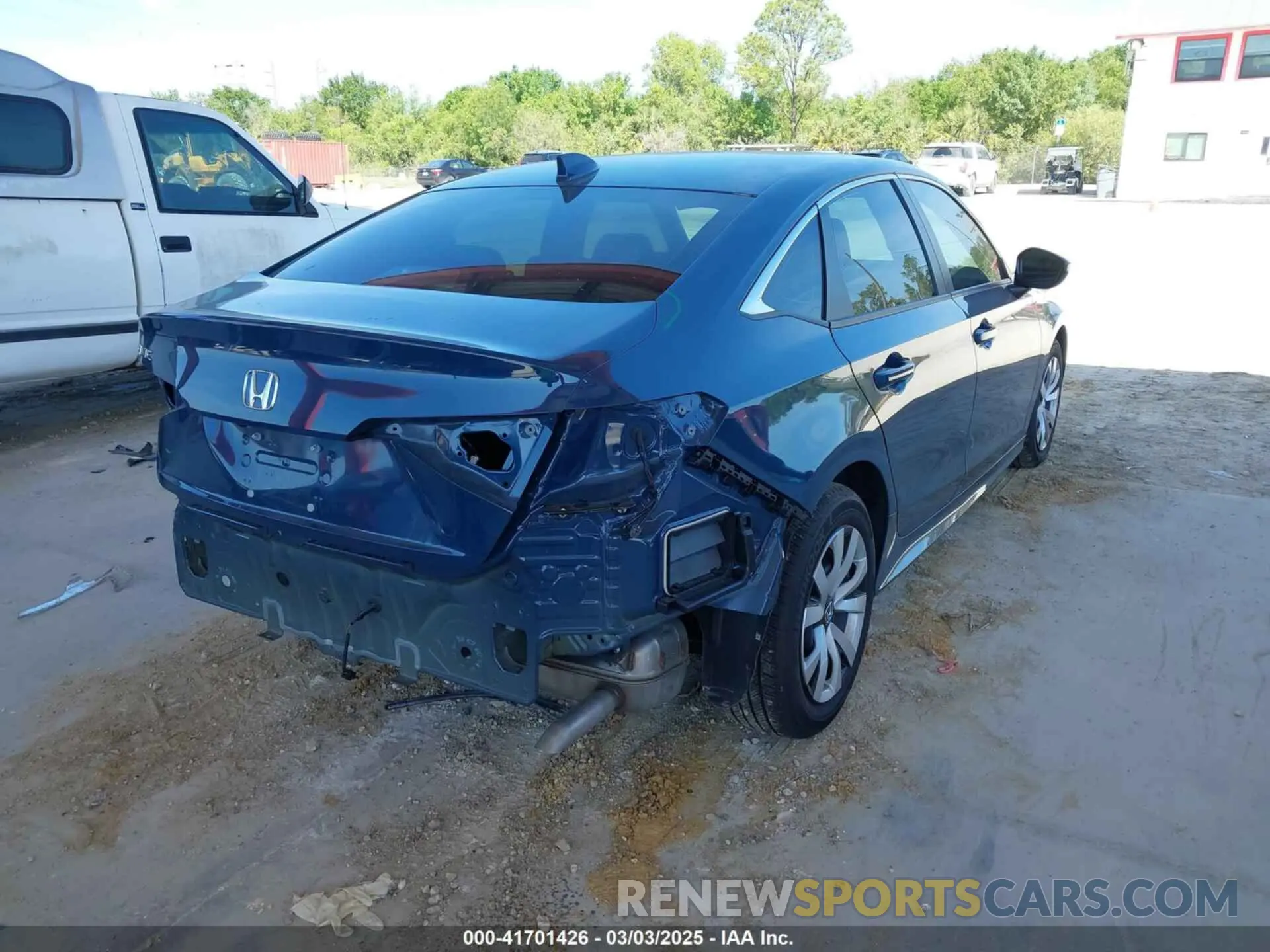 4 fotografías del automóvil dañado 2HGFE2F22SH541762 HONDA CIVIC 2025