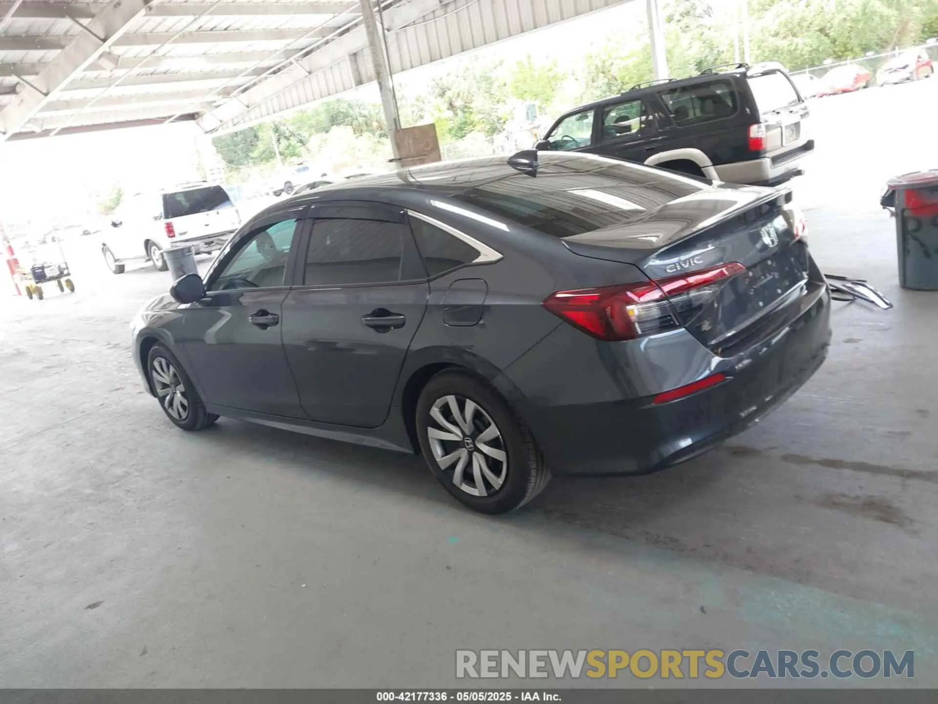 15 fotografías del automóvil dañado 2HGFE2F22SH566032 HONDA CIVIC 2025