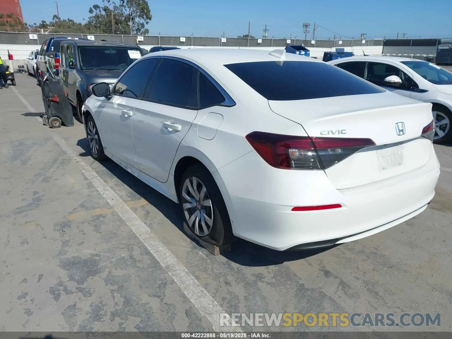 3 fotografías del automóvil dañado 2HGFE2F28SH514615 HONDA CIVIC 2025