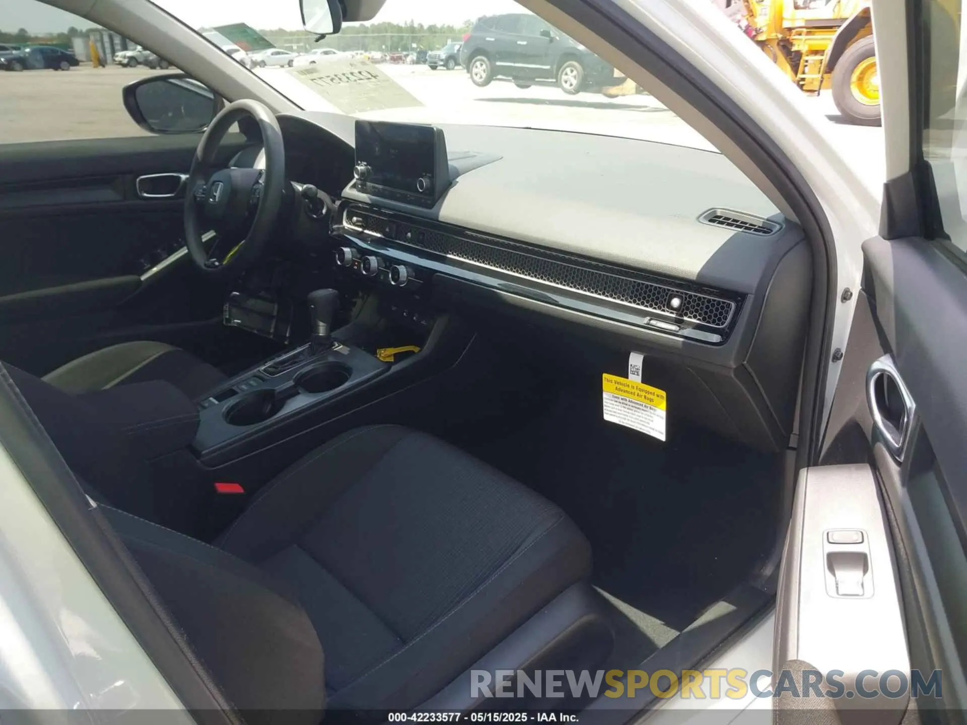 5 fotografías del automóvil dañado 2HGFE2F28SH575317 HONDA CIVIC 2025