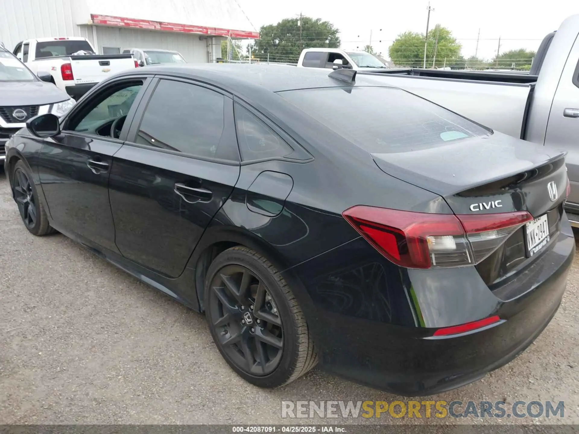 3 fotografías del automóvil dañado 2HGFE2F50SH507426 HONDA CIVIC 2025