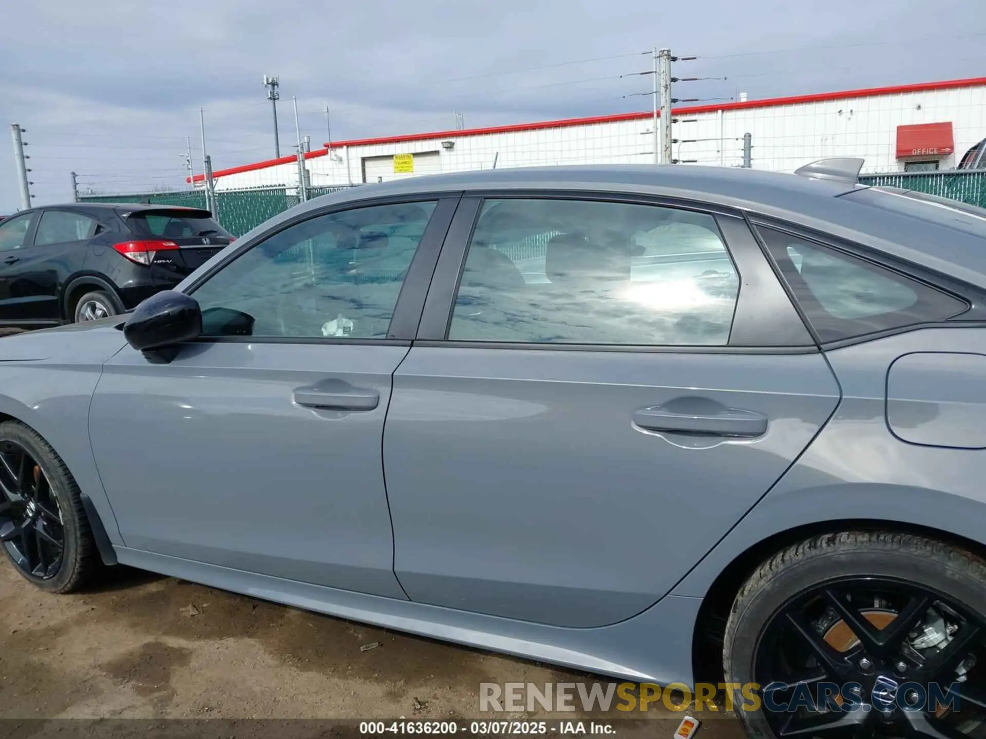 15 fotografías del automóvil dañado 2HGFE2F50SH508902 HONDA CIVIC 2025