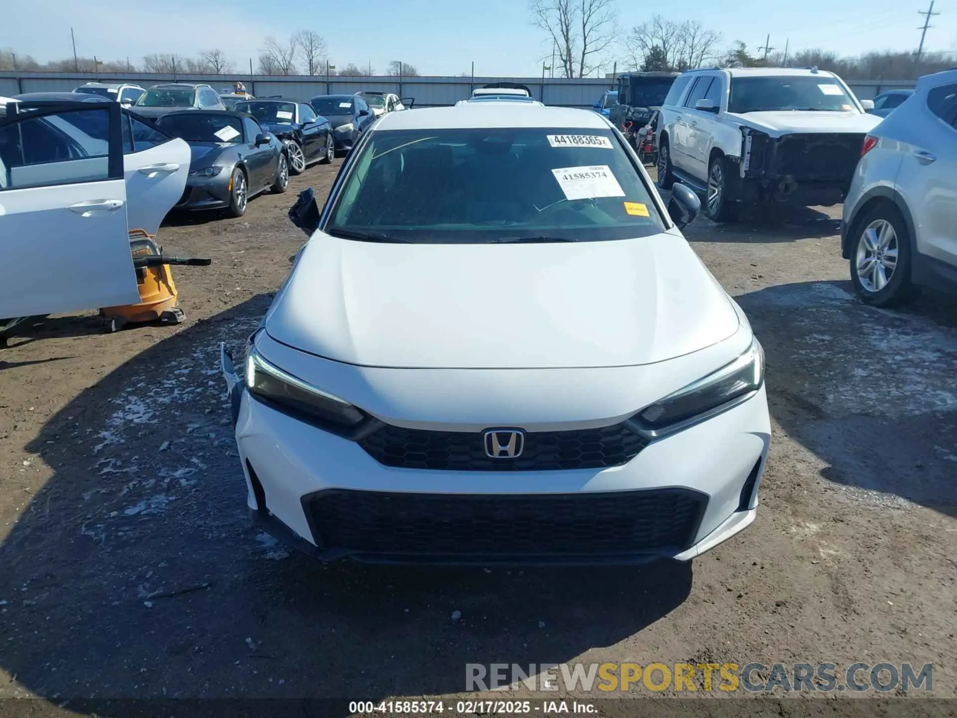 13 fotografías del automóvil dañado 2HGFE2F50SH514604 HONDA CIVIC 2025