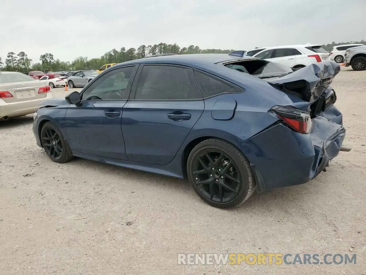 2 fotografías del automóvil dañado 2HGFE2F50SH531676 HONDA CIVIC 2025