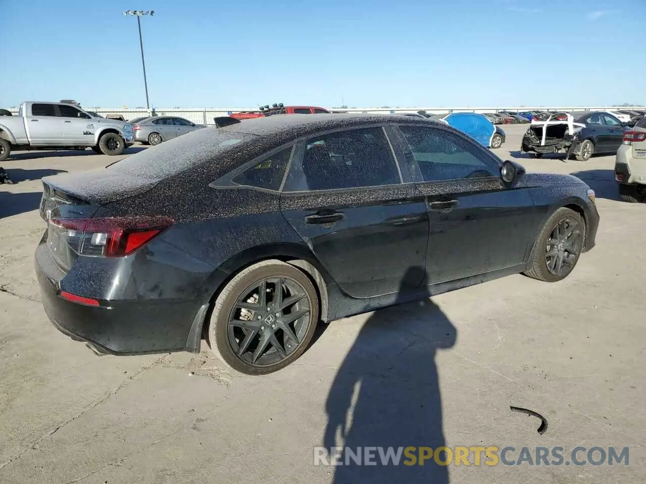 3 fotografías del automóvil dañado 2HGFE2F50SH537154 HONDA CIVIC 2025