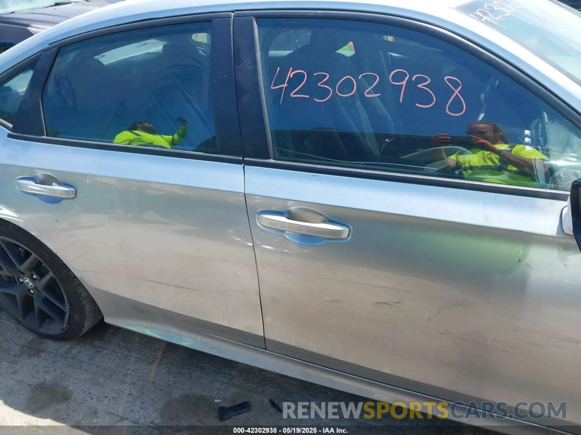 14 fotografías del automóvil dañado 2HGFE2F50SH542824 HONDA CIVIC 2025