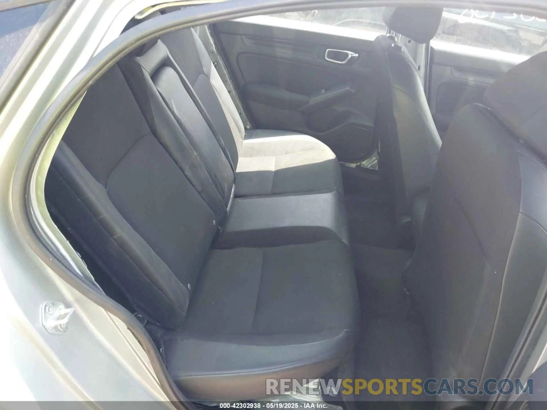 8 fotografías del automóvil dañado 2HGFE2F50SH542824 HONDA CIVIC 2025