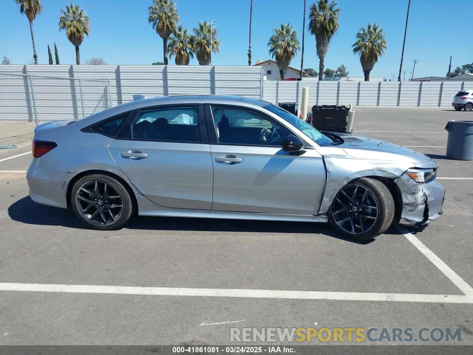 13 fotografías del automóvil dañado 2HGFE2F50SH546923 HONDA CIVIC 2025