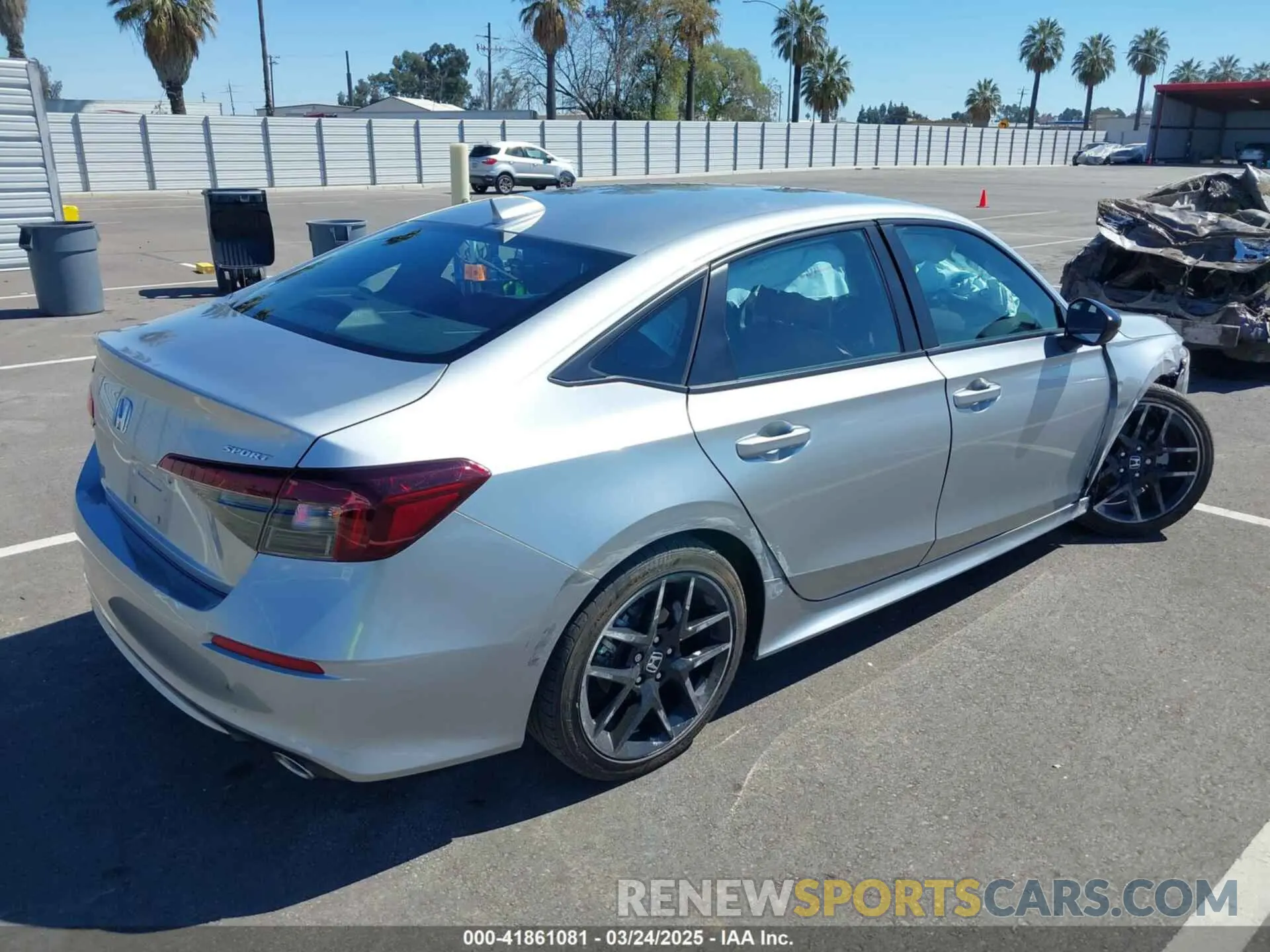 4 fotografías del automóvil dañado 2HGFE2F50SH546923 HONDA CIVIC 2025
