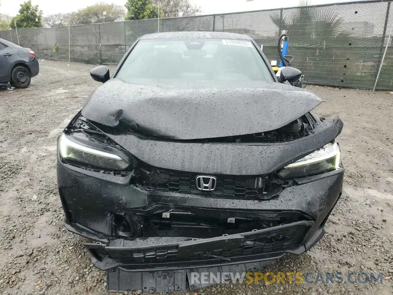 5 fotografías del automóvil dañado 2HGFE2F50SH554682 HONDA CIVIC 2025