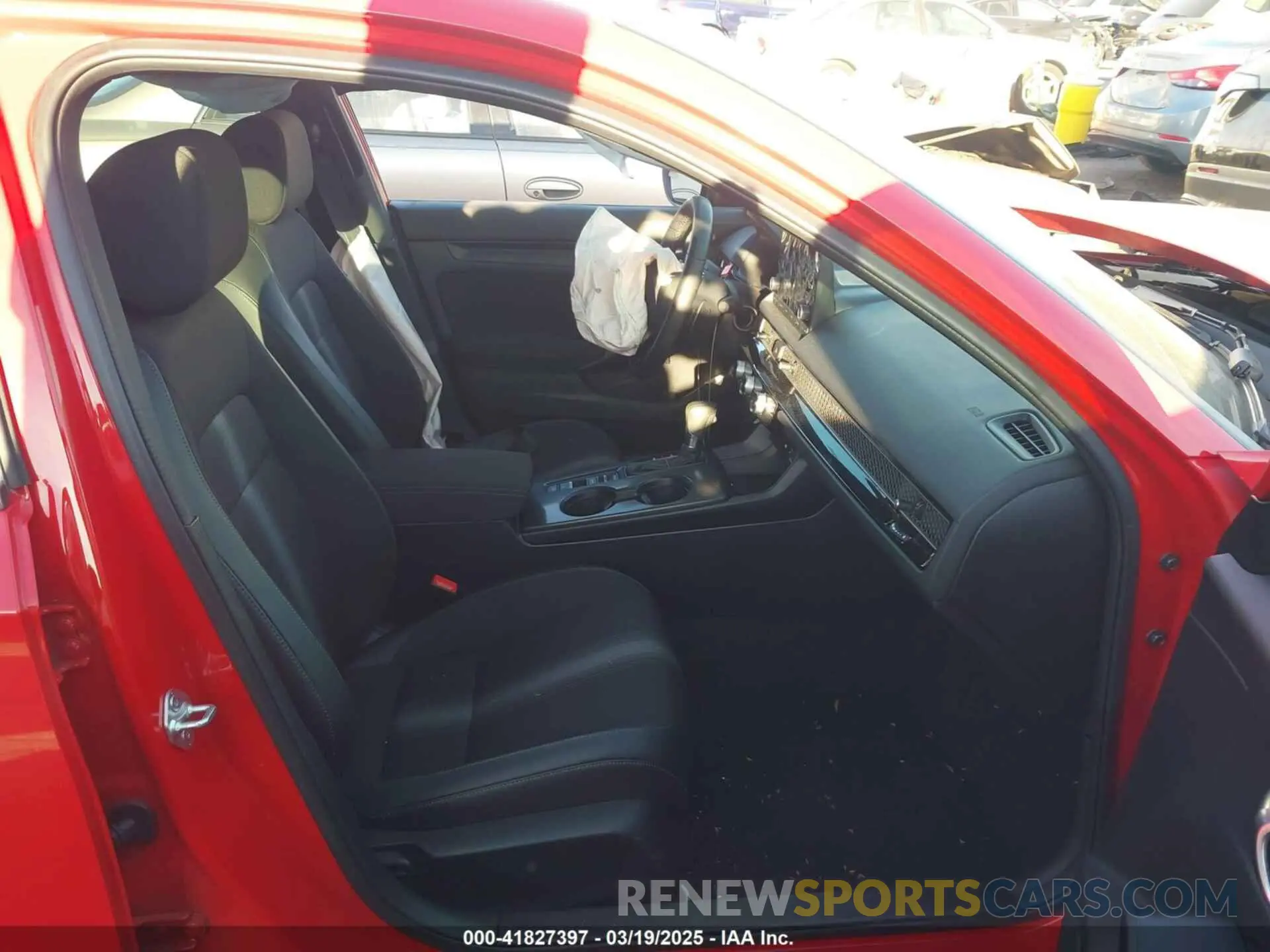 5 fotografías del automóvil dañado 2HGFE2F51SH515194 HONDA CIVIC 2025