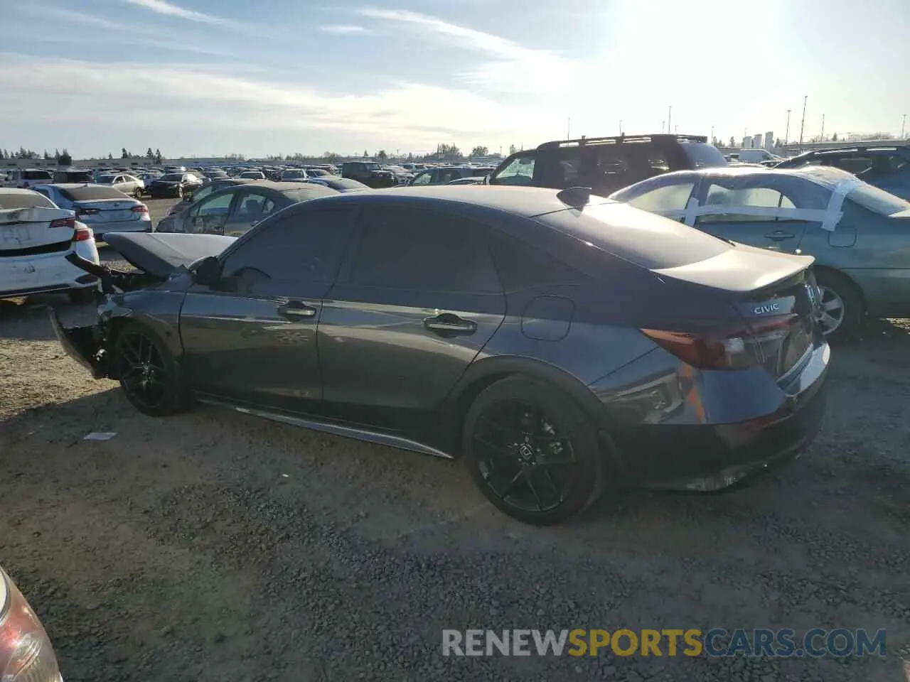 2 fotografías del automóvil dañado 2HGFE2F51SH538376 HONDA CIVIC 2025