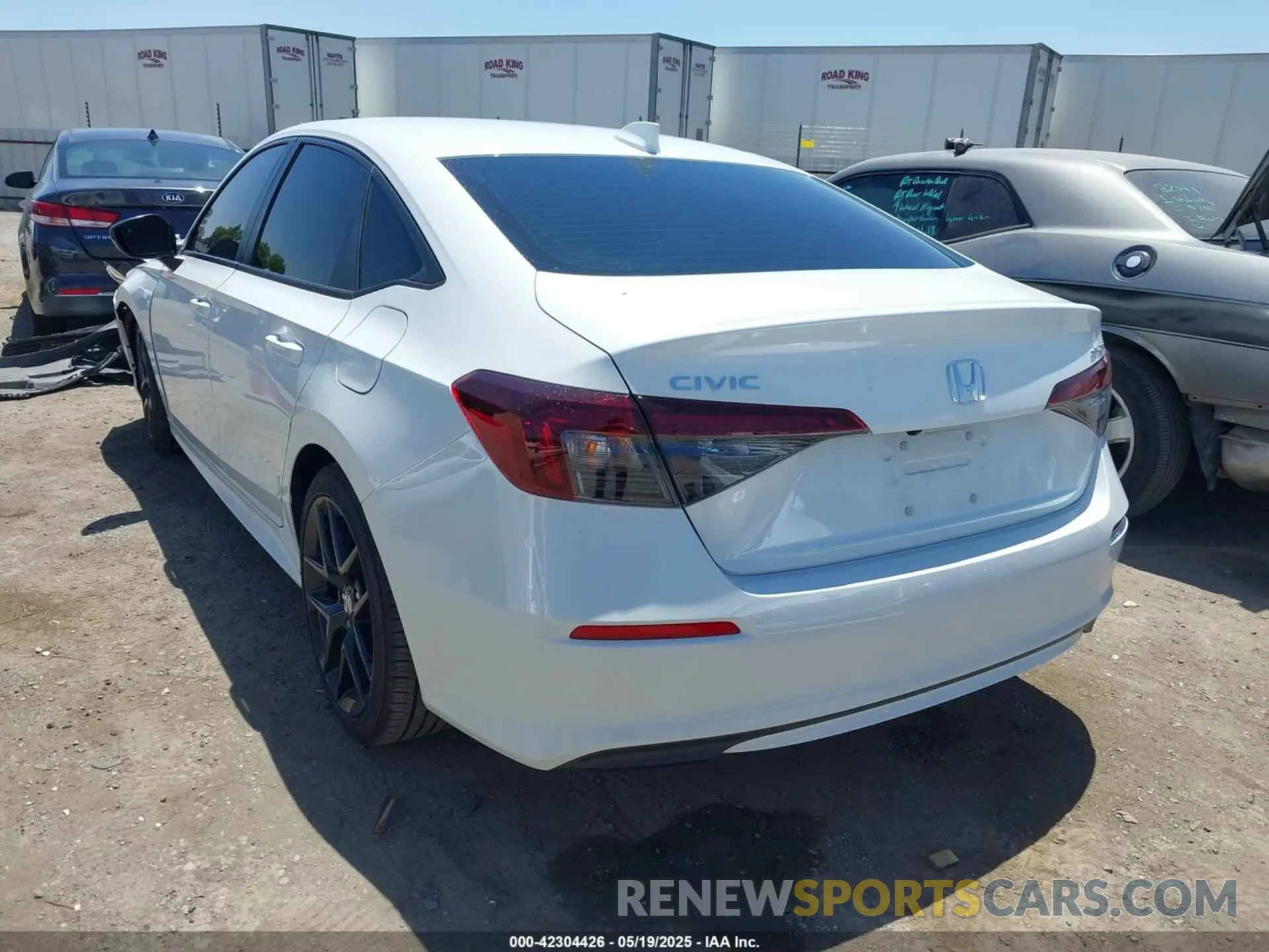 3 fotografías del automóvil dañado 2HGFE2F51SH567280 HONDA CIVIC 2025