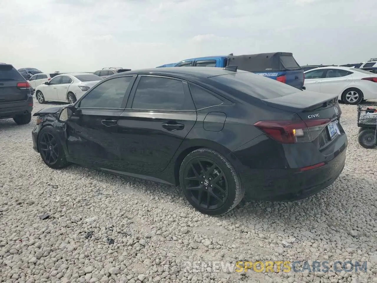 2 fotografías del automóvil dañado 2HGFE2F51SH570874 HONDA CIVIC 2025