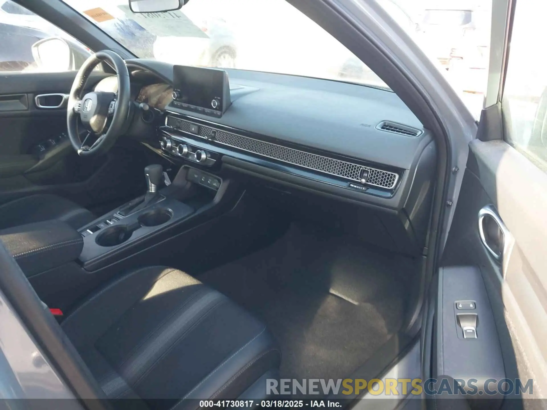 5 fotografías del automóvil dañado 2HGFE2F52SH507461 HONDA CIVIC 2025
