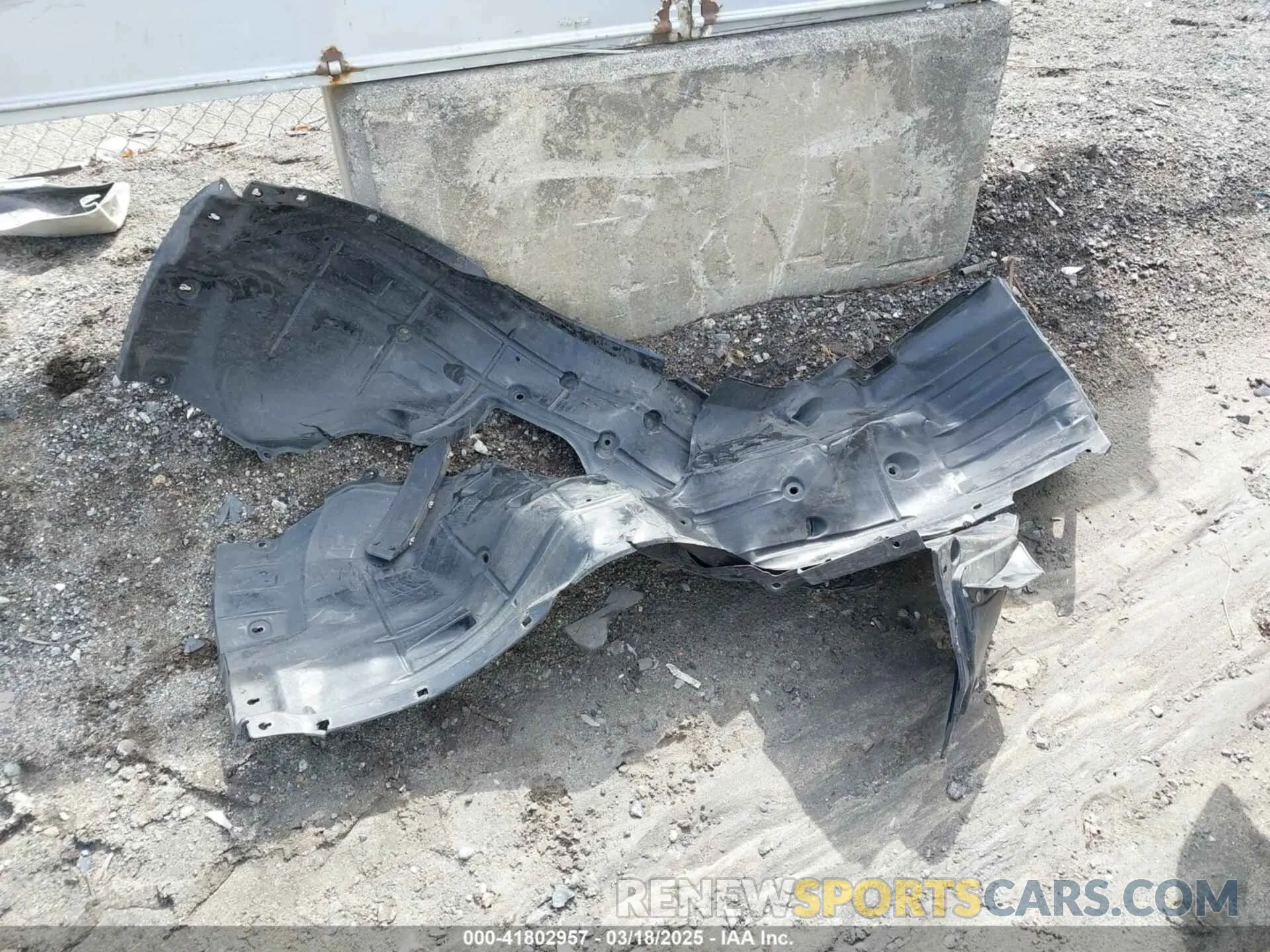 12 fotografías del automóvil dañado 2HGFE2F52SH513826 HONDA CIVIC 2025