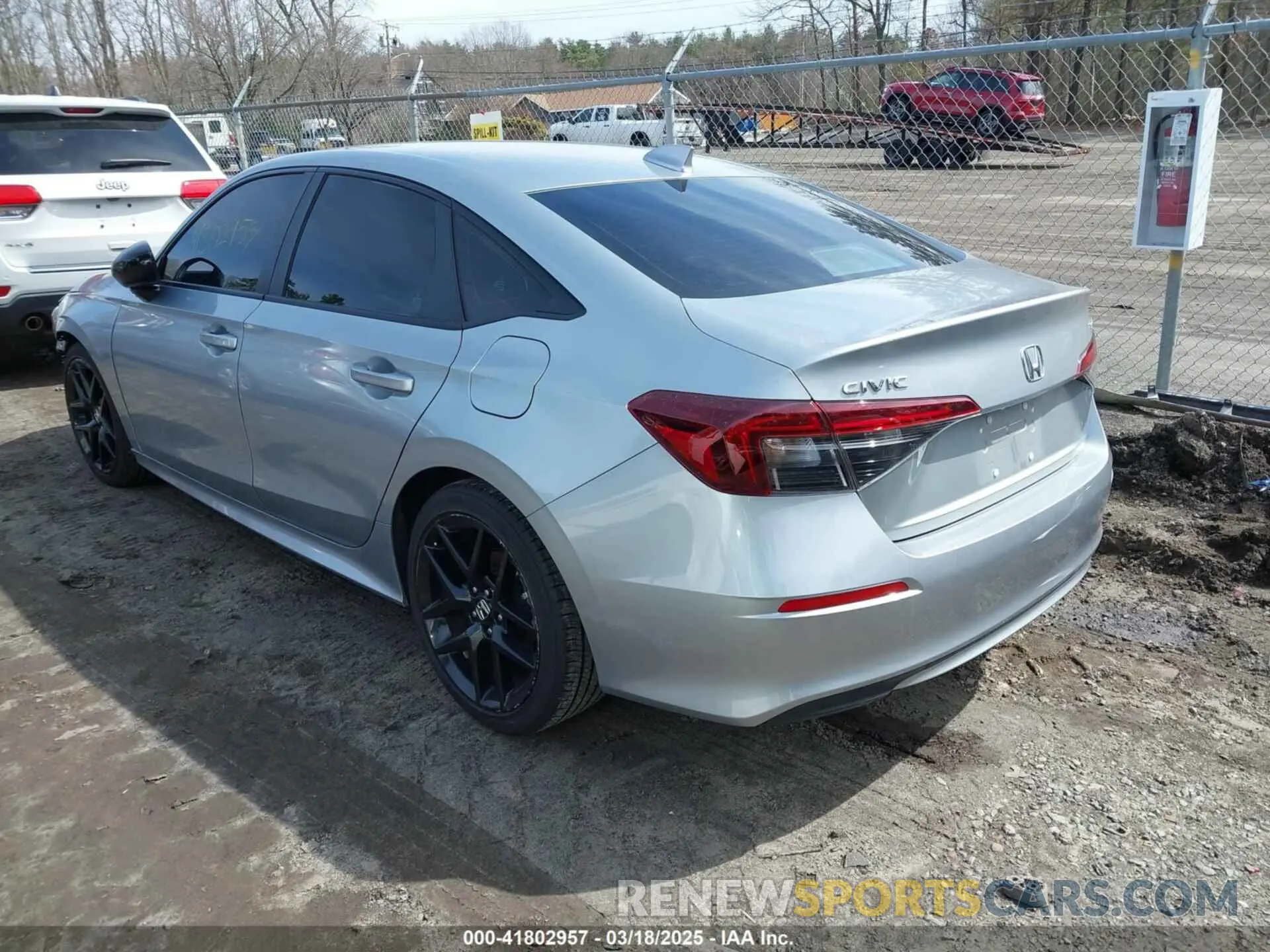 3 fotografías del automóvil dañado 2HGFE2F52SH513826 HONDA CIVIC 2025