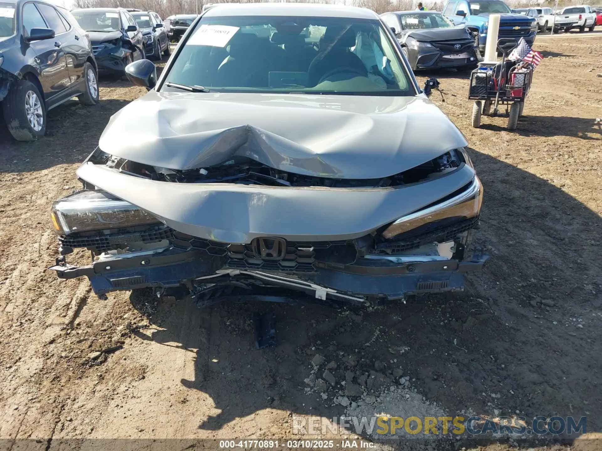 6 fotografías del automóvil dañado 2HGFE2F52SH519187 HONDA CIVIC 2025
