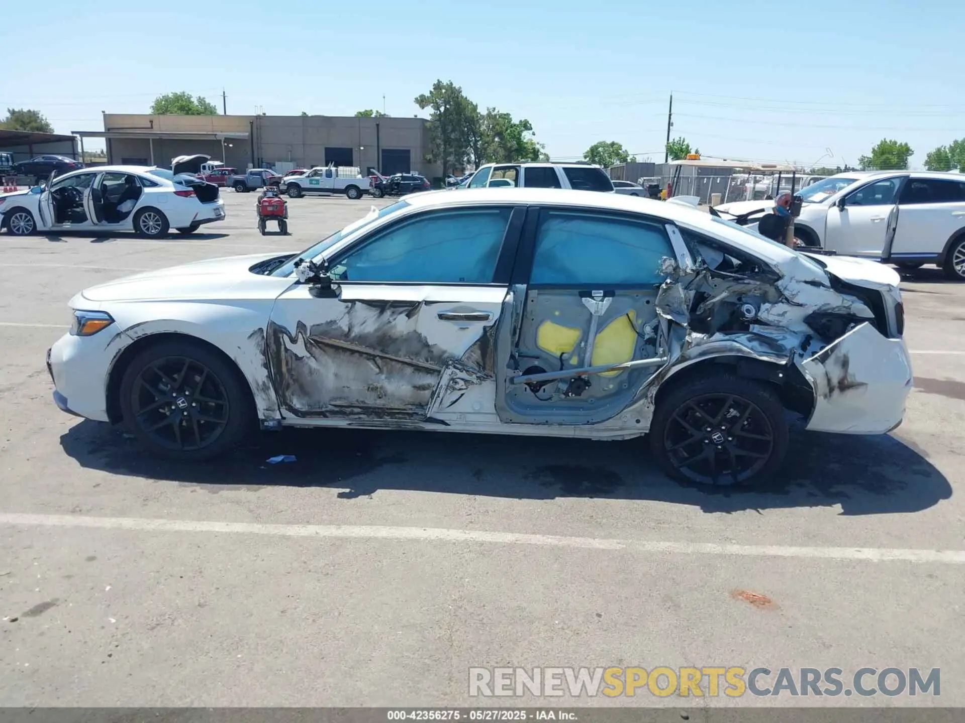 6 fotografías del automóvil dañado 2HGFE2F52SH545174 HONDA CIVIC 2025