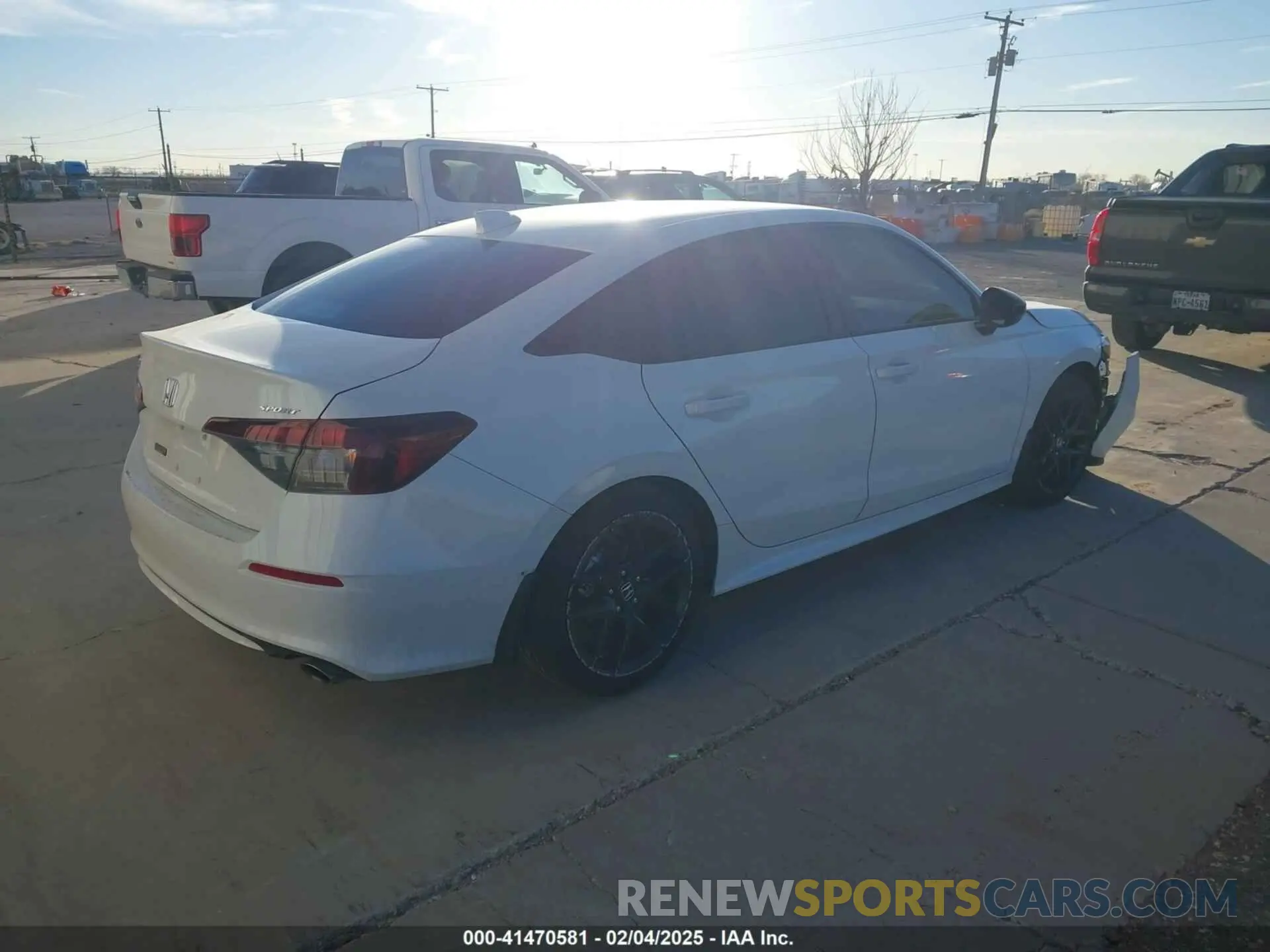 4 fotografías del automóvil dañado 2HGFE2F52SH558846 HONDA CIVIC 2025